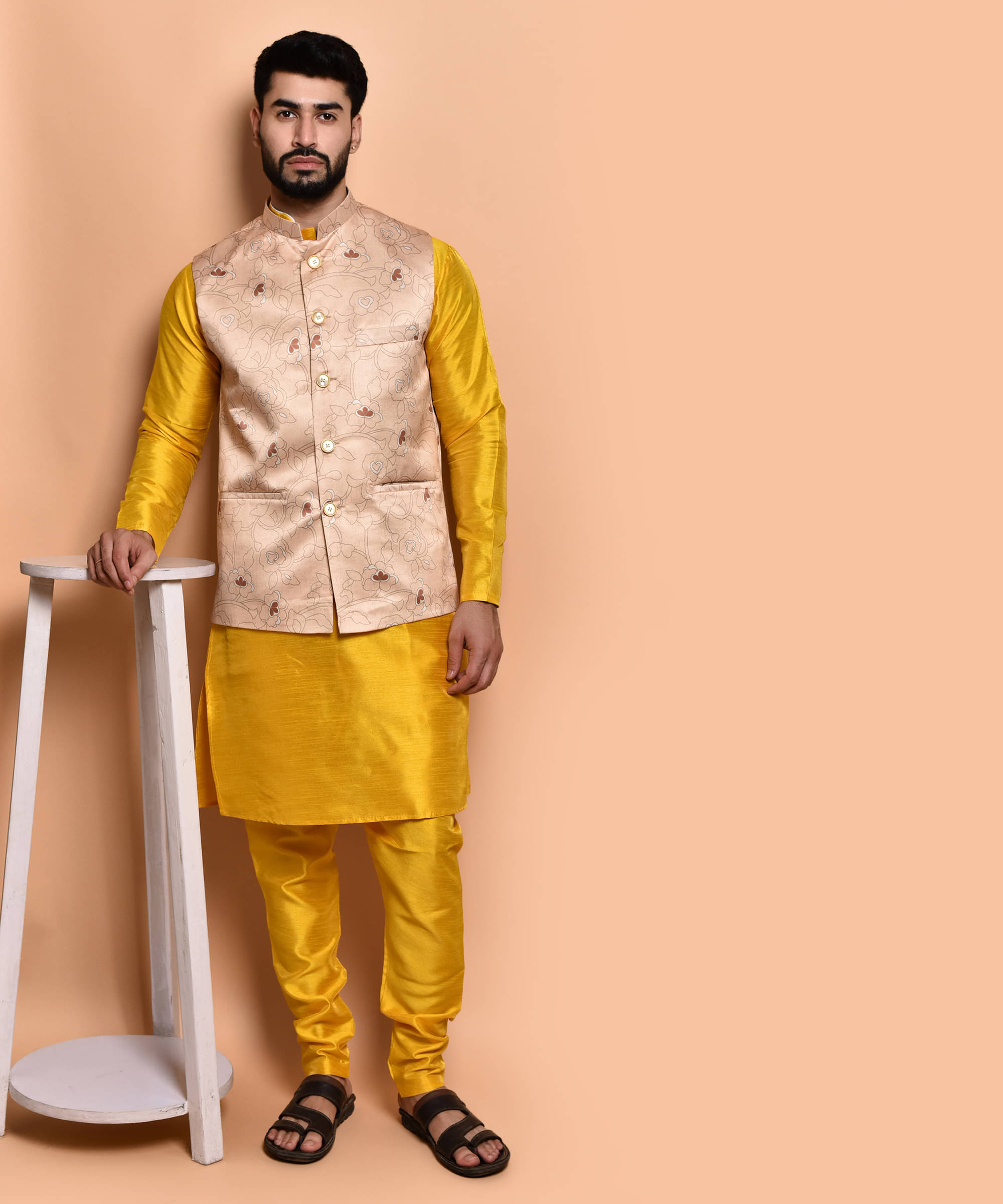PRINTCULTR Yellow Silk Regular Fit Men's Kurta Pyjama Set ( Pack of 1 ) PRINTCULTR Yellow Silk Regular Fit Men's Kurta Pyjama Set ( Pack of 1 )