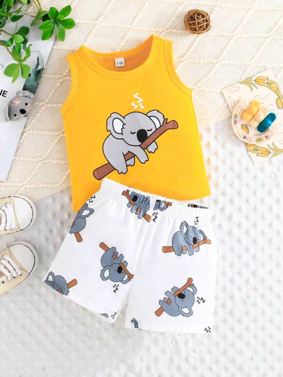 MUSNAH GARMENTS Pack of 2 Unisex for Baby Cotton T-Shirt & Shorts ( White & Yellow )