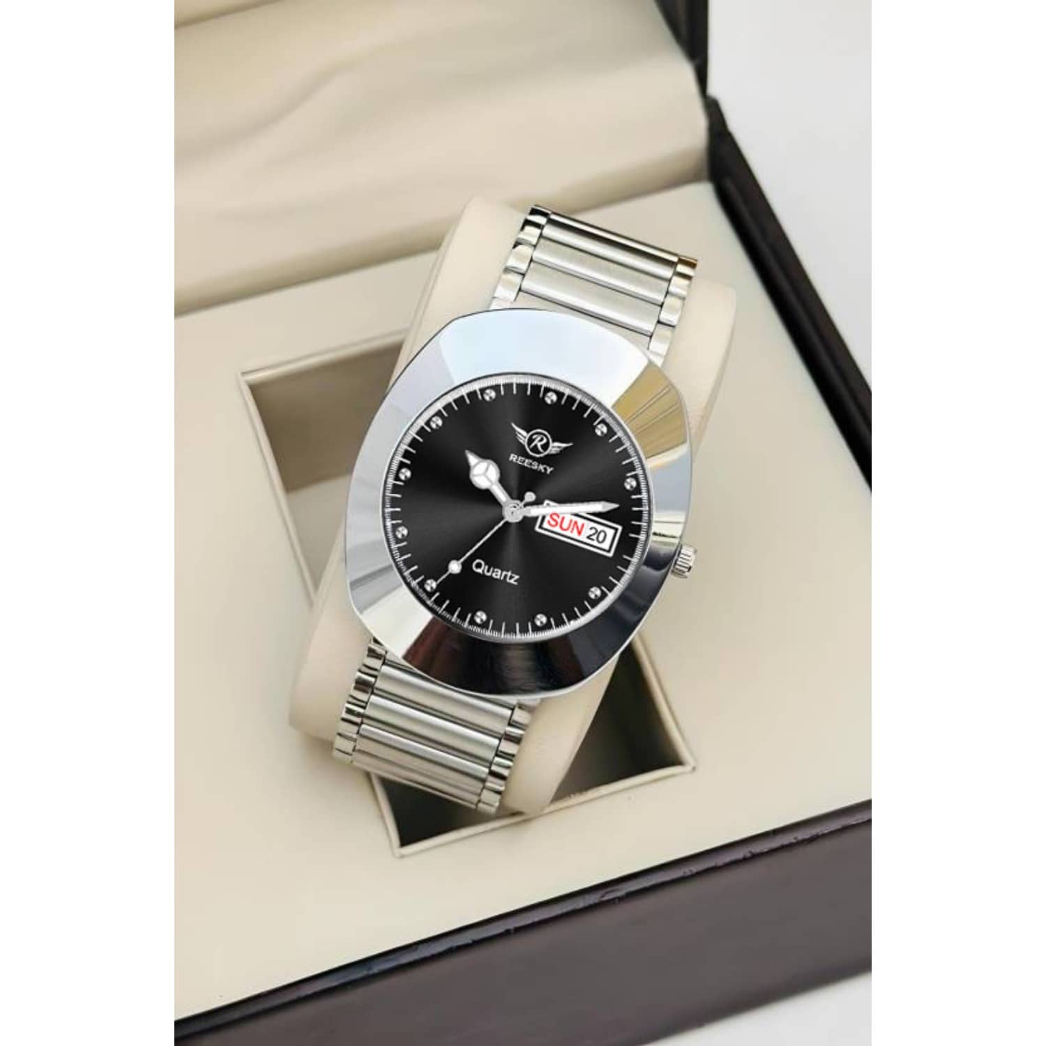 REESKY Silver Stainless Steel Analog Men's Watch