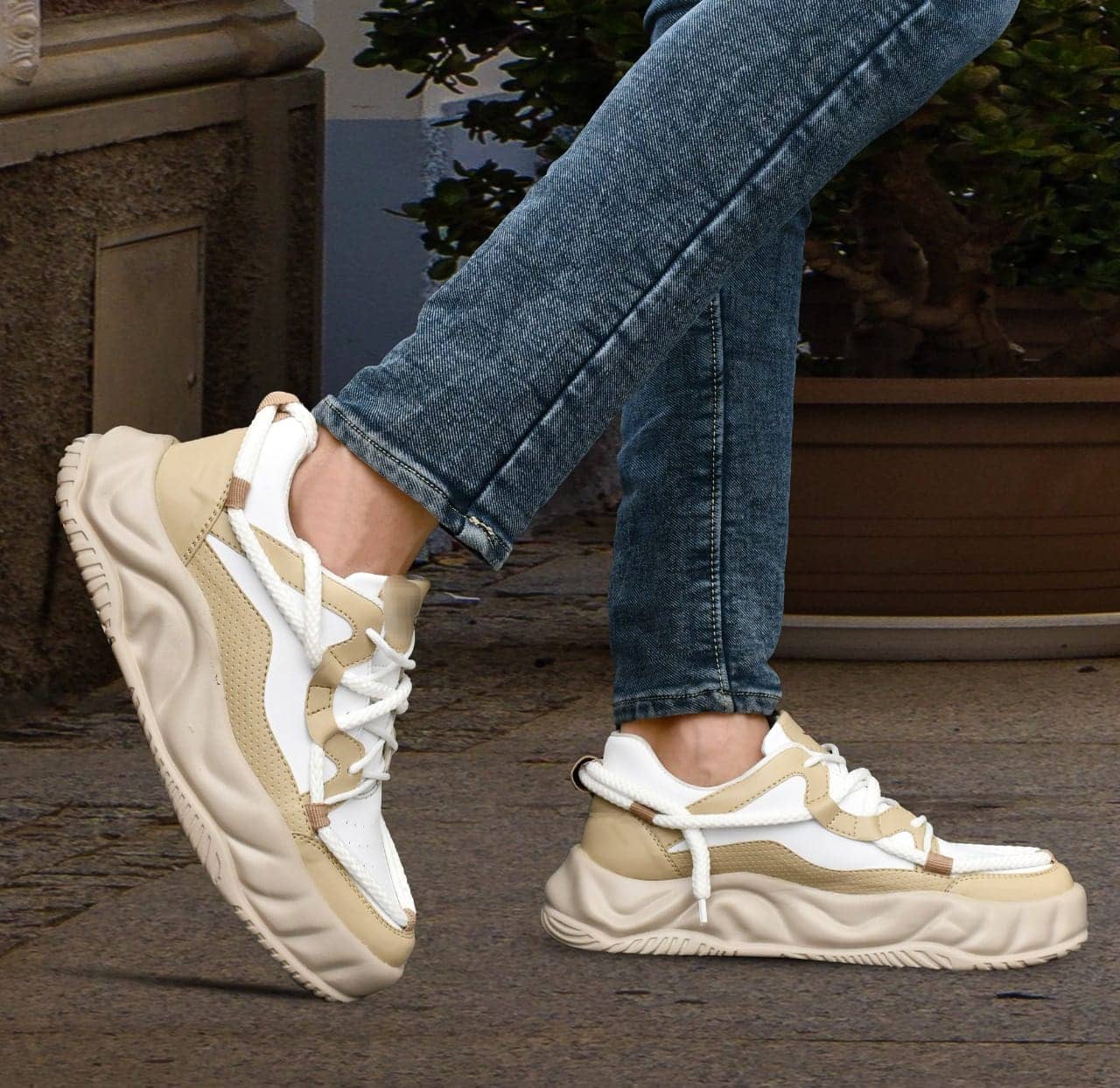 FOXFIRE White Men's Lifestyle Shoes - Casual Shoes | Buy online on ZillyBuy