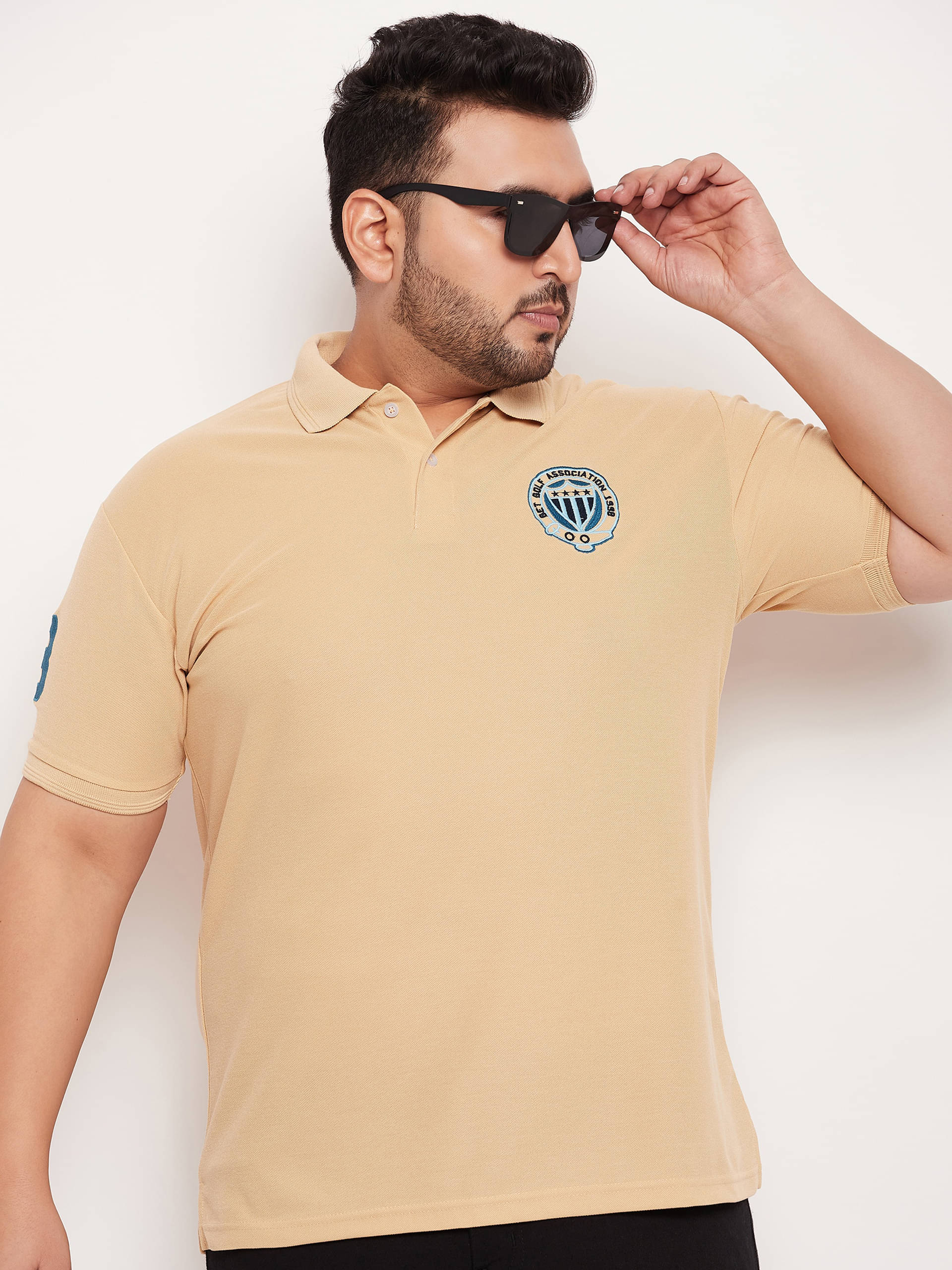 GET GOLF Pack of 1 Cotton Blend Regular Fit Self Design Half Sleeves Men's Polo T Shirt ( Beige ) GET GOLF Pack of 1 Cotton Blend Regular Fit Self Design Half Sleeves Men's Polo T Shirt ( Beige )