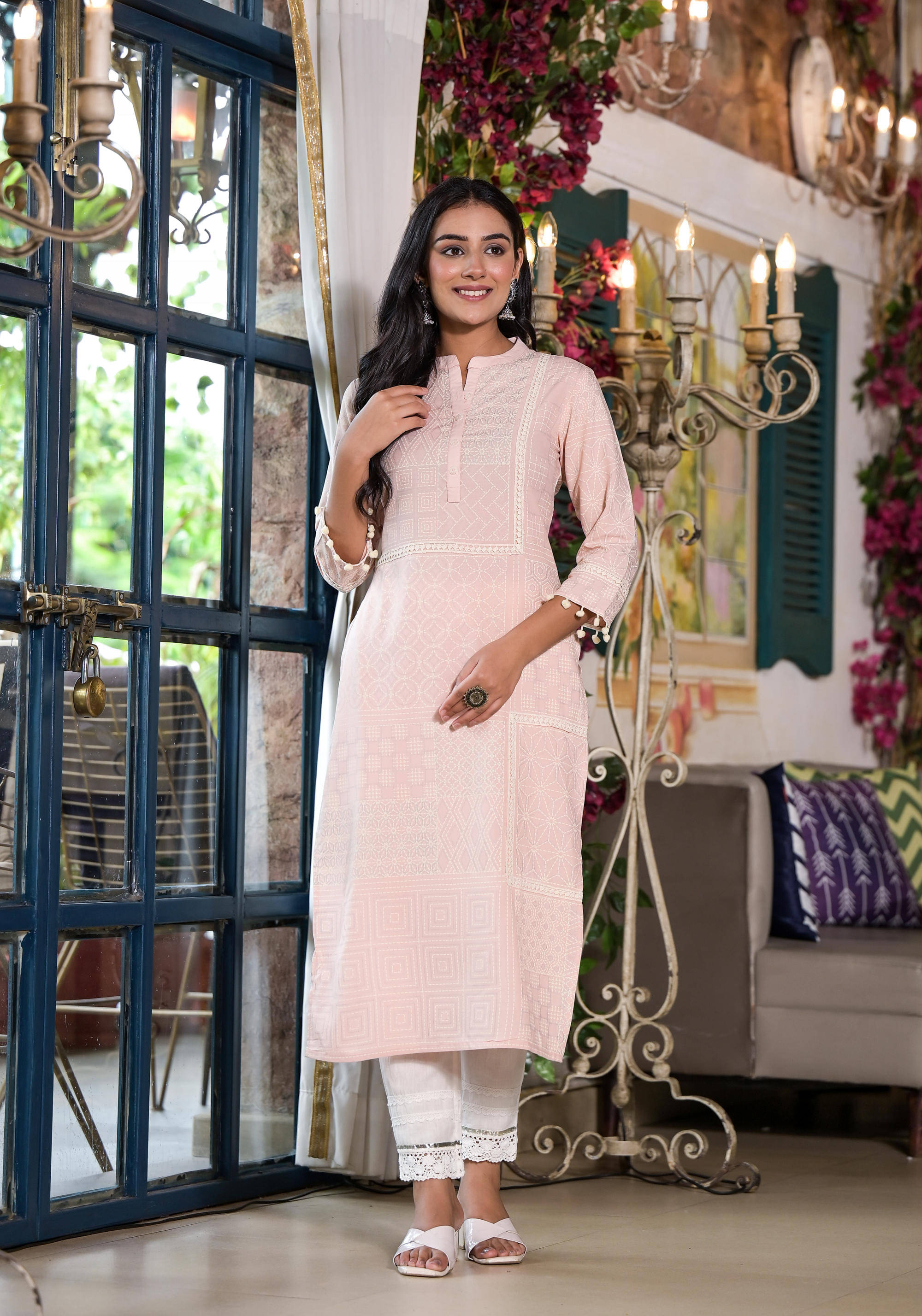     			Juniper Rayon Printed Straight Women's Kurti - Peach ( Pack of 1 )