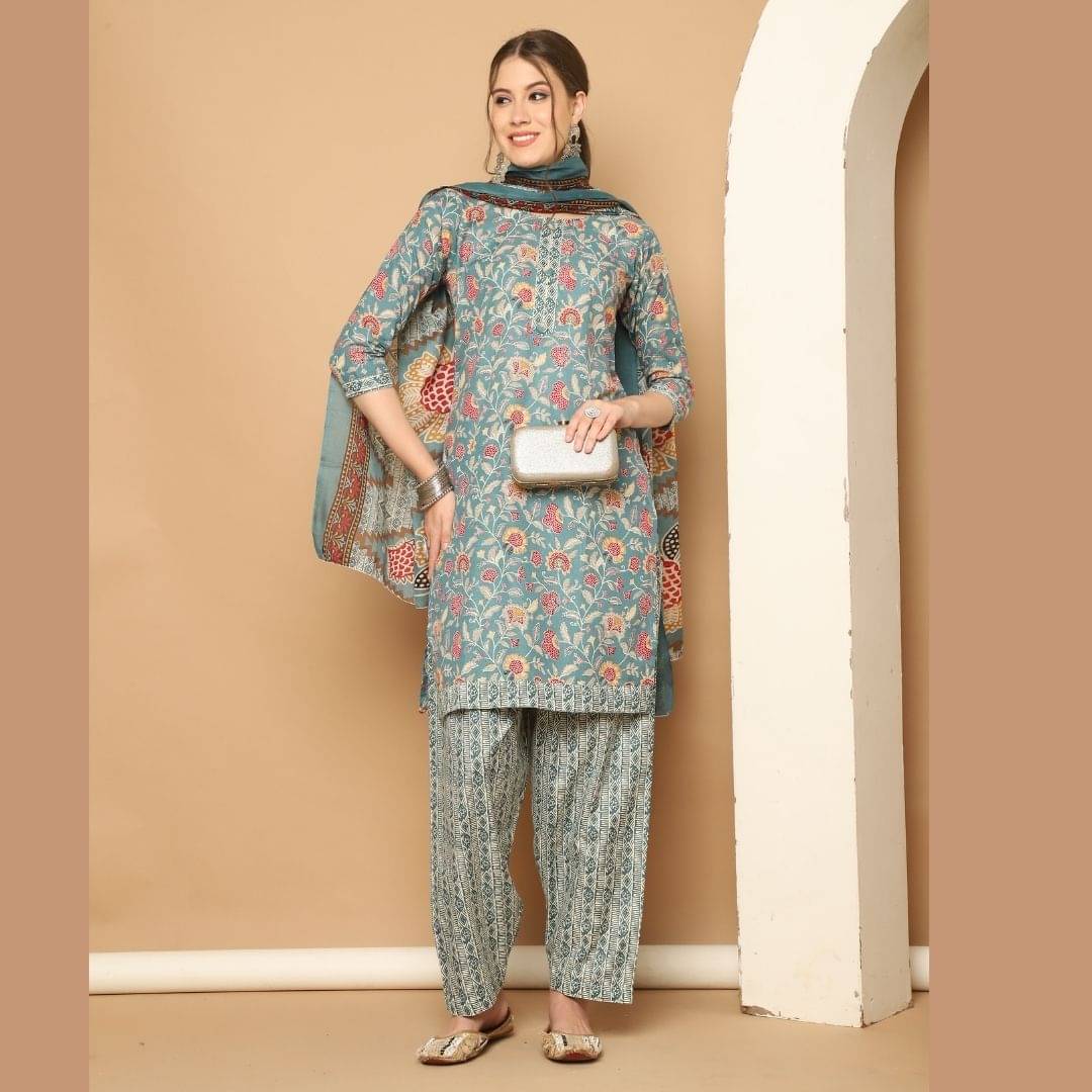Rajnandini Women Cotton Blend Printed Straight Kurti With Patiala Salwar ( Green ) Rajnandini Women Cotton Blend Printed Straight Kurti With Patiala Salwar ( Green )