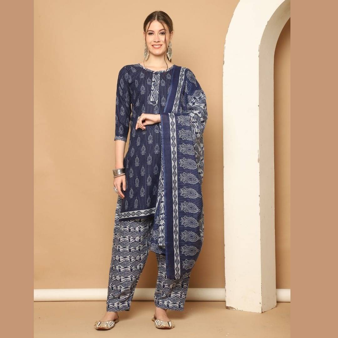 Rajnandini Women Cotton Blend Printed Straight Kurti With Patiala Salwar ( Navy ) Rajnandini Women Cotton Blend Printed Straight Kurti With Patiala Salwar ( Navy )