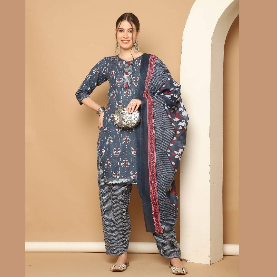     			Rajnandini Women Cotton Blend Printed Straight Kurti With Patiala Salwar ( Grey )