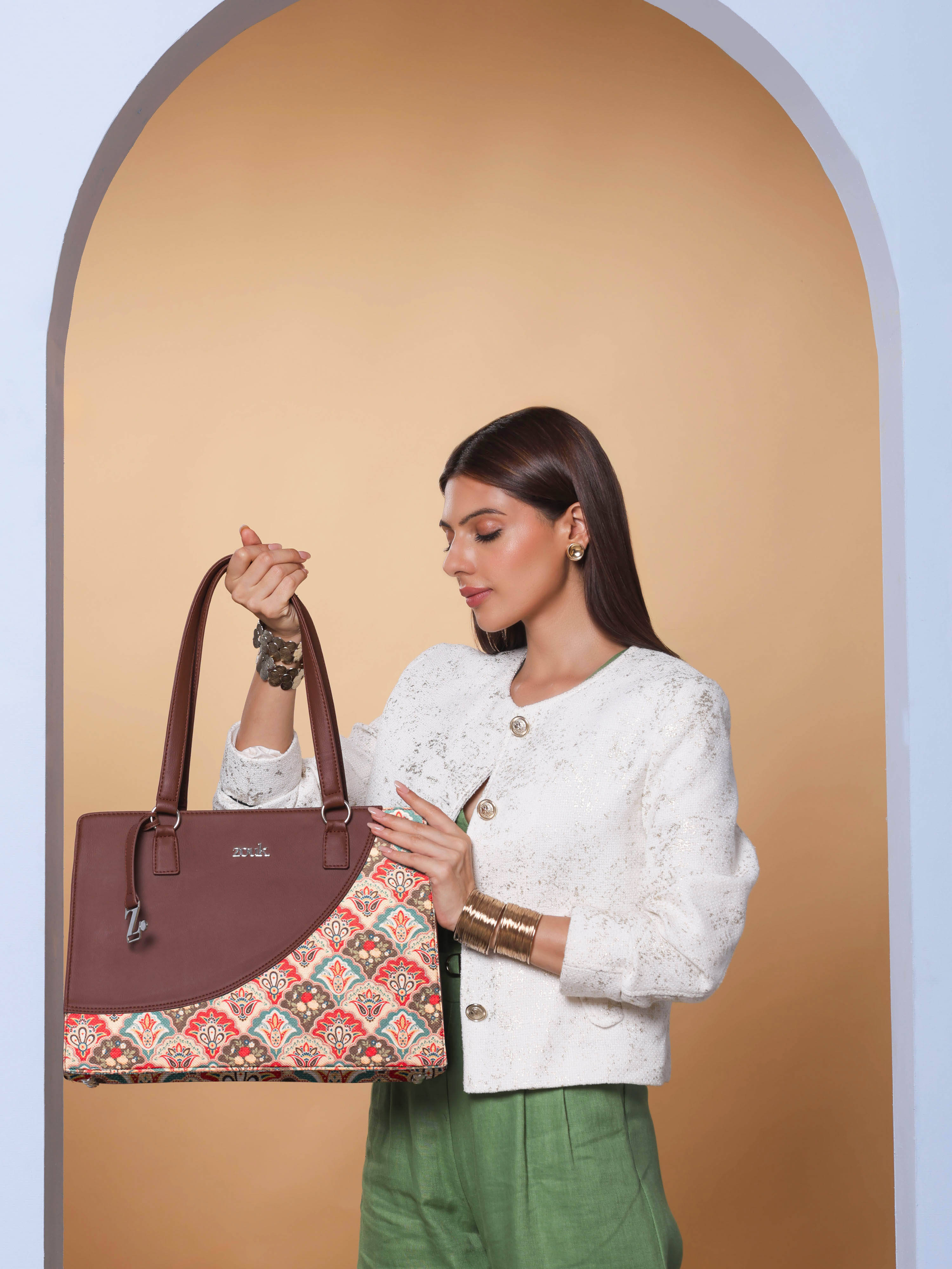     			Zouk Tote Bag Jute Set of 1 ( Multicolor )