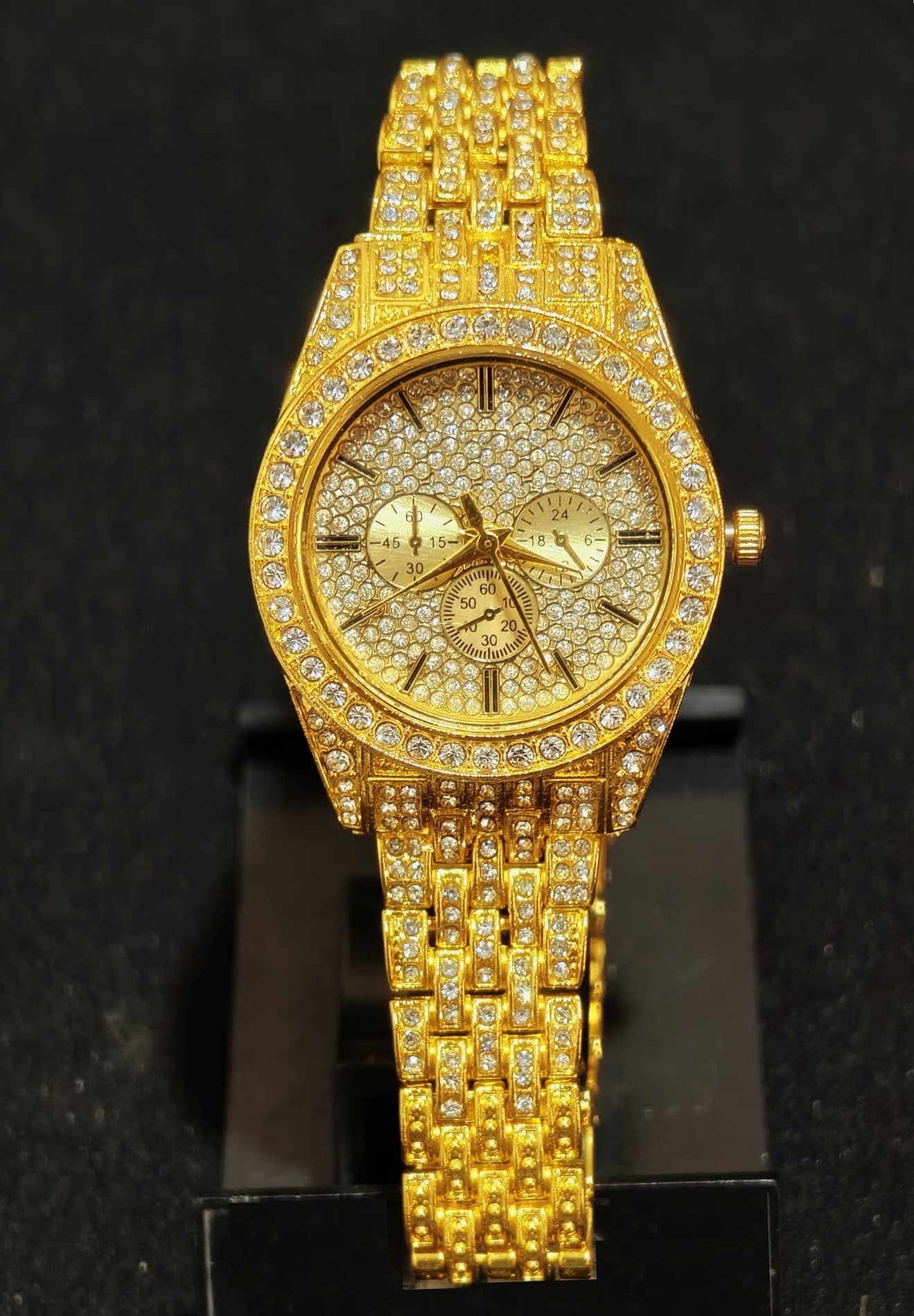 Renaissance Traders Gold Metal Analog Men's Watch