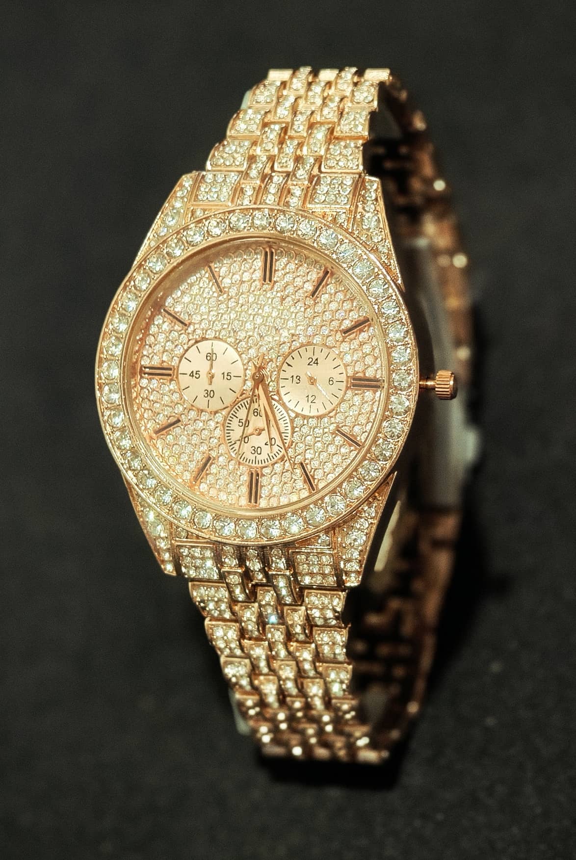 Renaissance Traders Rose Gold Metal Analog Womens Watch
