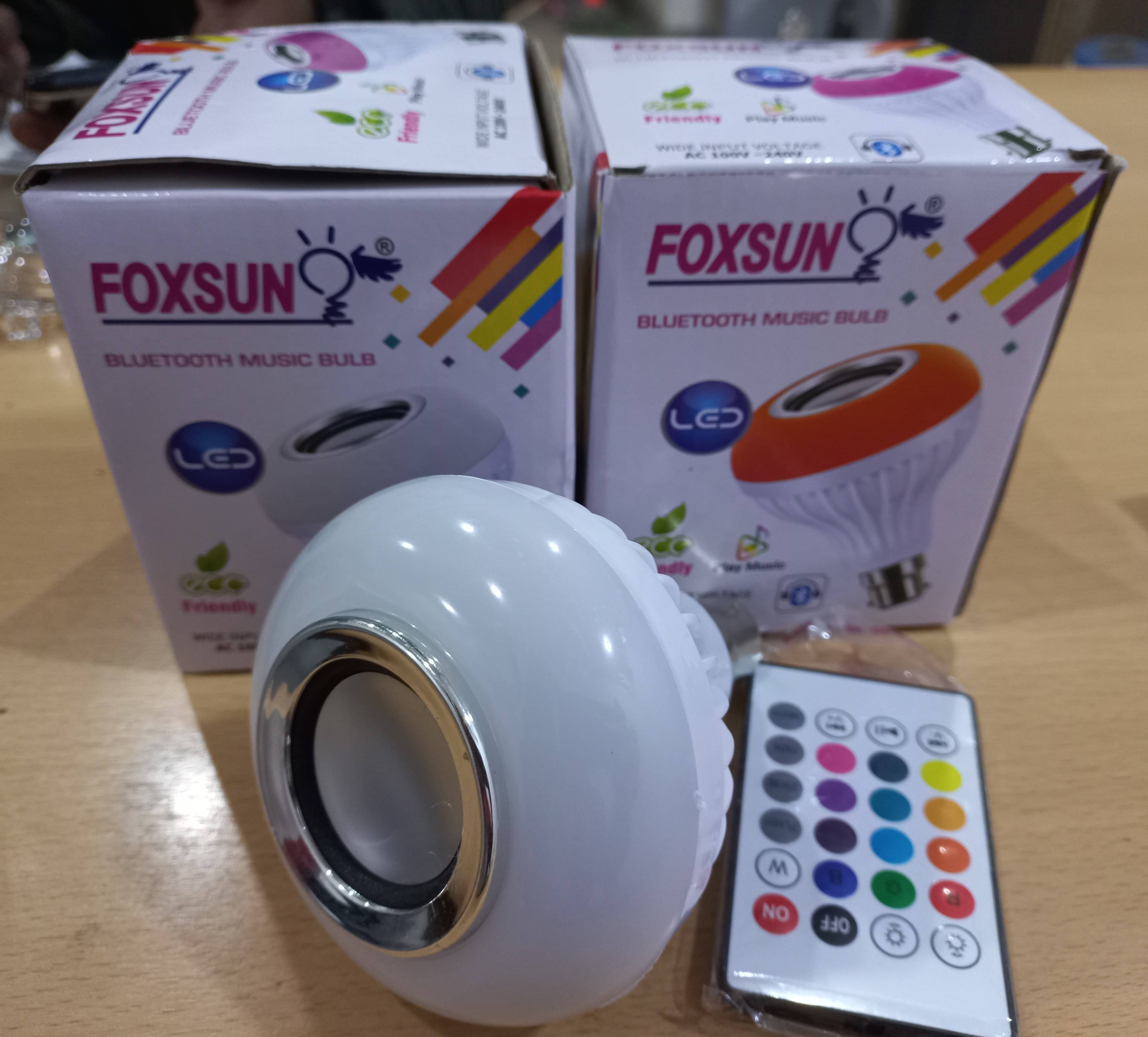 SPARKWORLD 12W Cool Day Light Smart Bulb ( Single Pack ) SPARKWORLD 12W Cool Day Light Smart Bulb ( Single Pack )