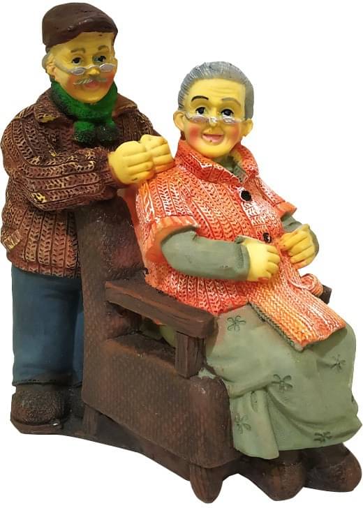WINSOME COLLECTION Couple & Human Figurine 16 cm - Pack of 1 WINSOME COLLECTION Couple & Human Figurine 16 cm - Pack of 1