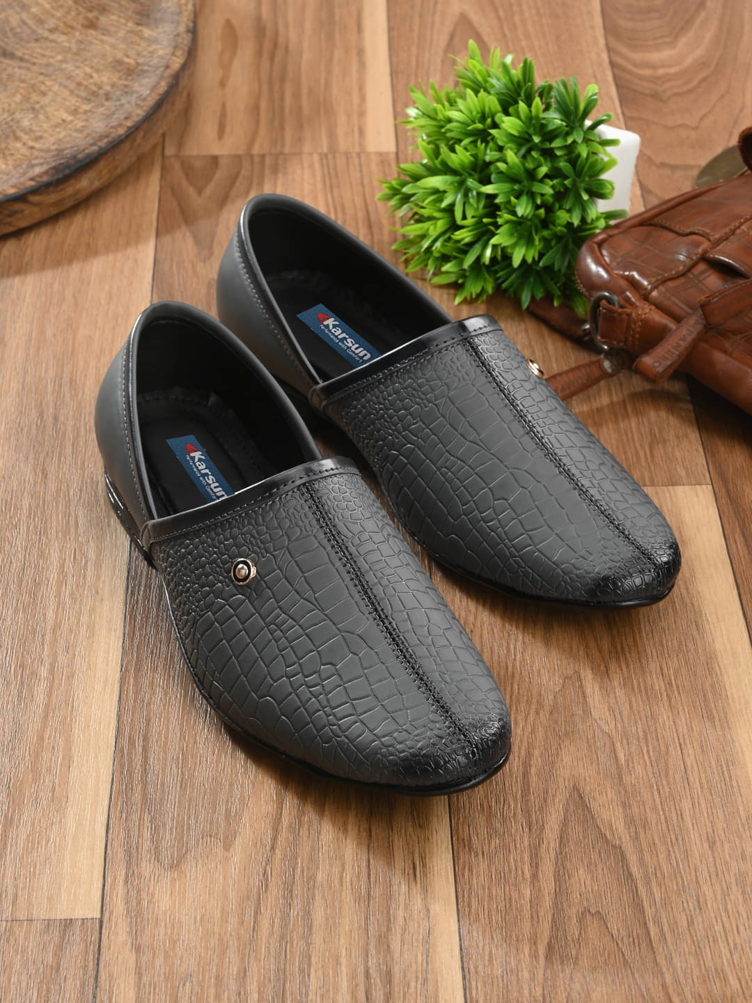     			Karsun Gray Men's Slip on