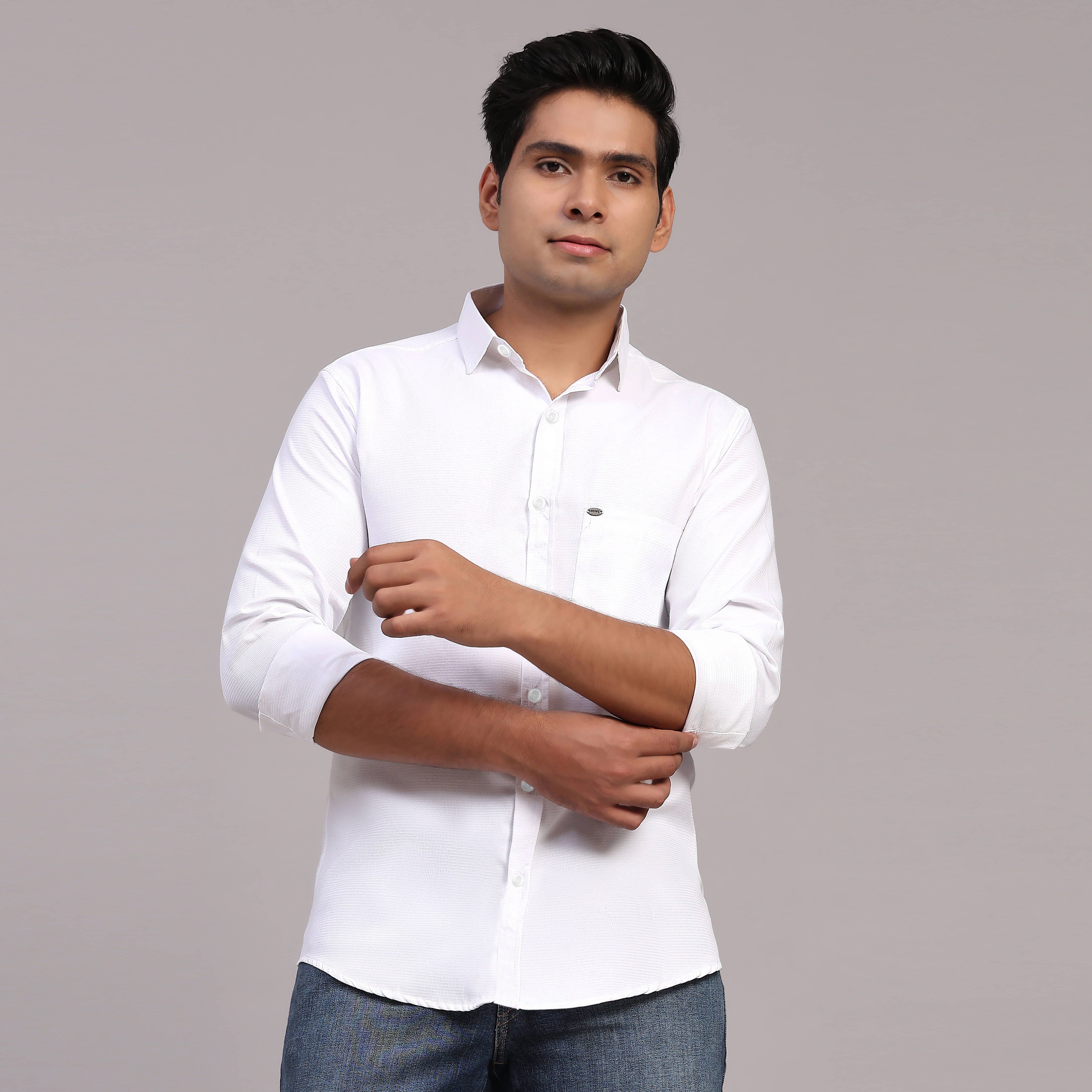     			NOWT Cotton Blend Regular Fit Solids Full Sleeves Men's Casual Shirt - White ( Pack of 1 )