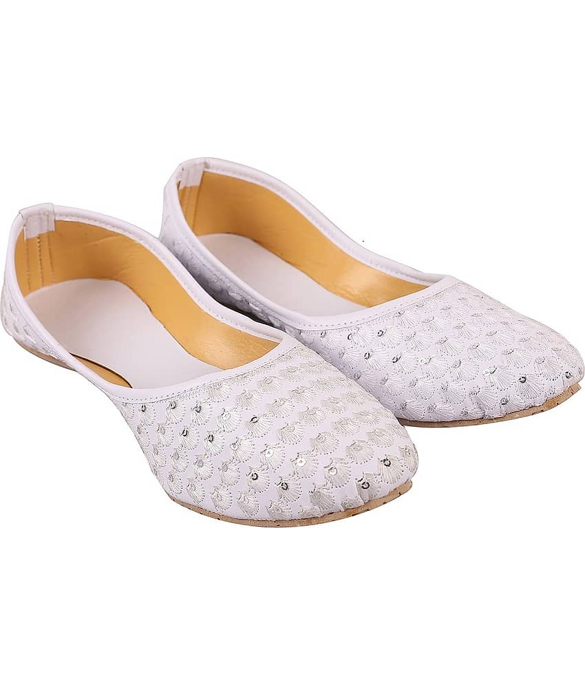 Anjaneya Creations White Women's Juttis - Ethnic Shoes | Buy online on ZillyBuy