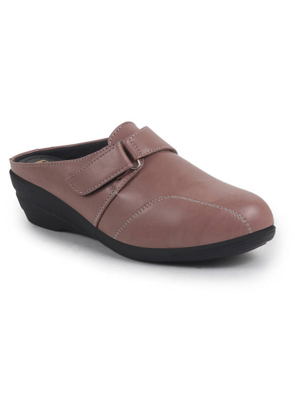     			Fausto Peach Women's Formal Ballerinas