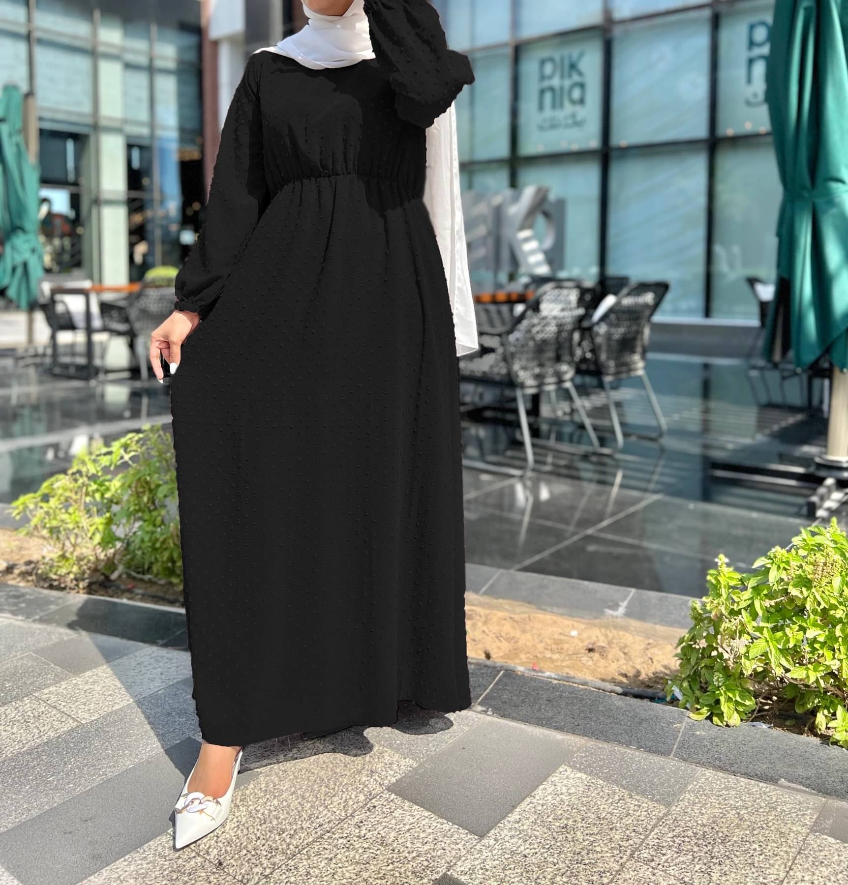 SARINKU Black Georgette Stitched Burqas without Hijab - Single SARINKU Black Georgette Stitched Burqas without Hijab - Single