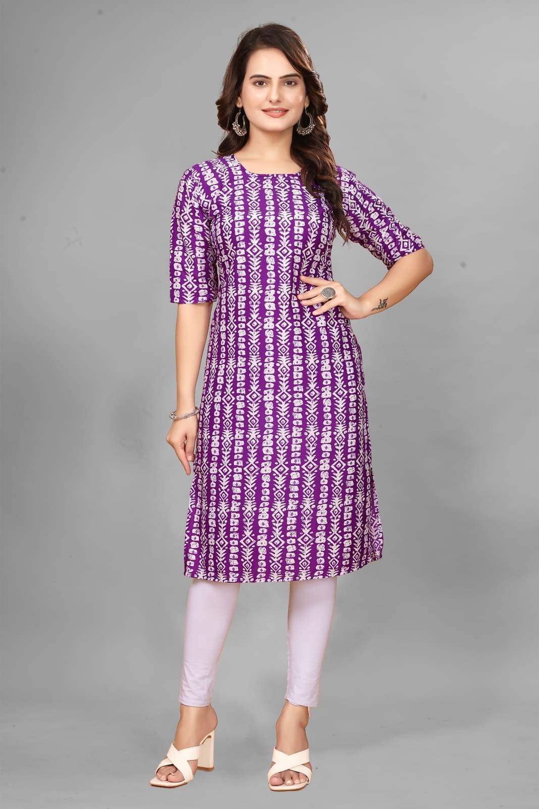 VJ CORPORATE Crepe Printed Straight Women's Kurti - Lavender ( Pack of 1 )     			VJ CORPORATE Crepe Printed Straight Women's Kurti - Lavender ( Pack of 1 )