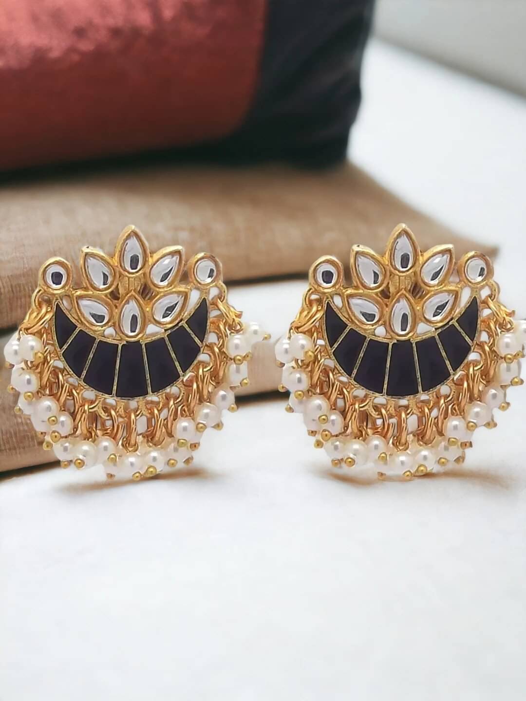     			BIYU Blue Cluster Earrings ( Pack of 1 )