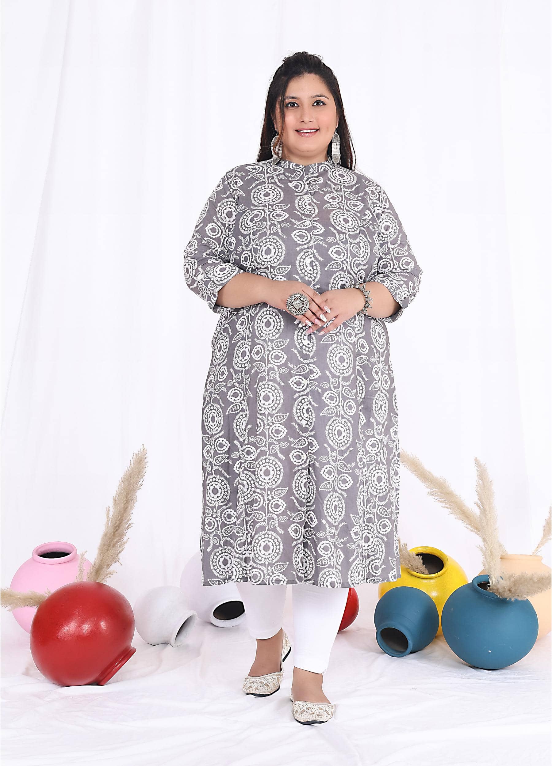 Label Flavia Women Cotton Printed Straight Kurti ( Grey )
