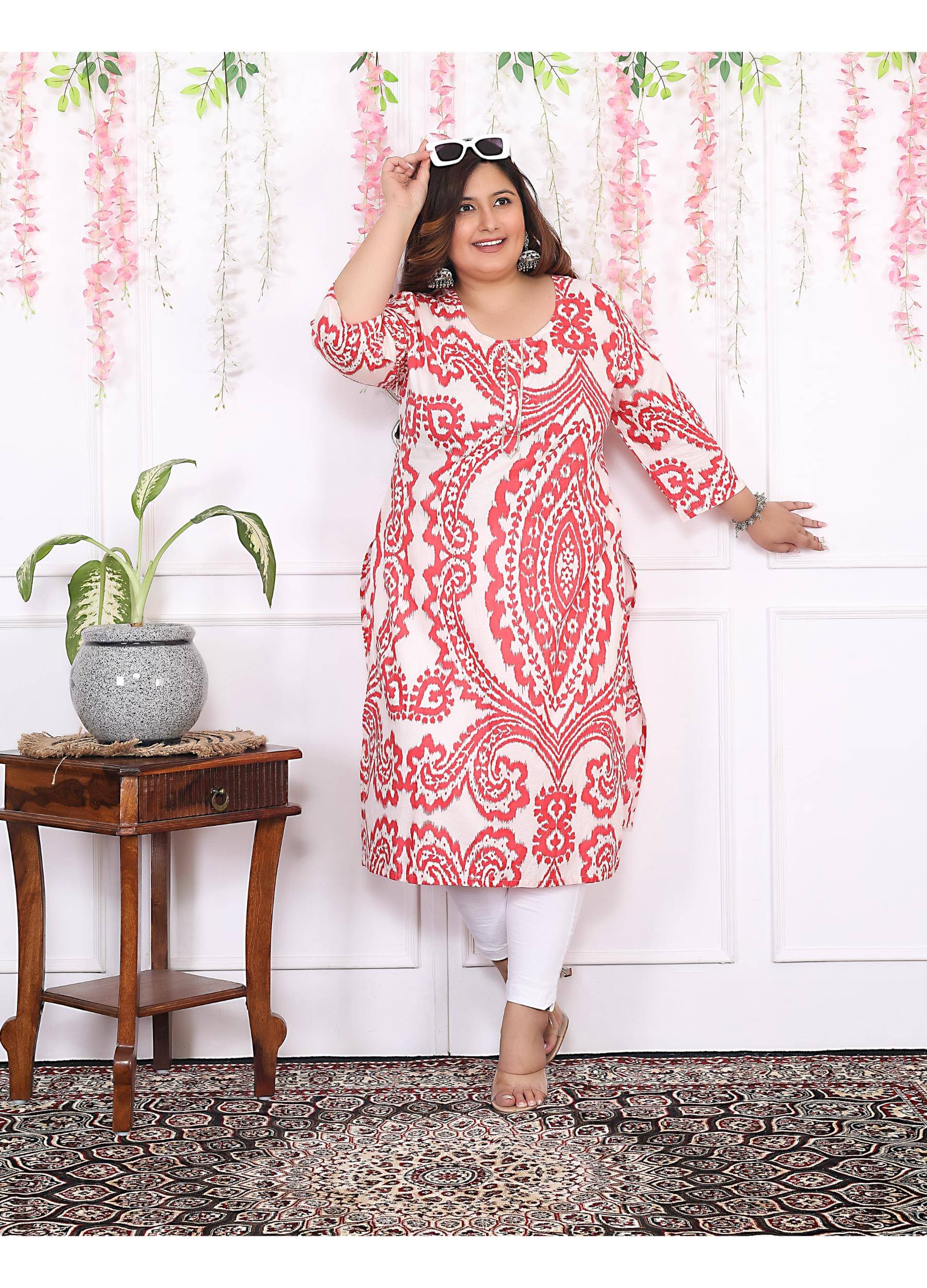 Label Flavia Women Cotton Printed Straight Kurti ( Red )     			Label Flavia Women Cotton Printed Straight Kurti ( Red )
