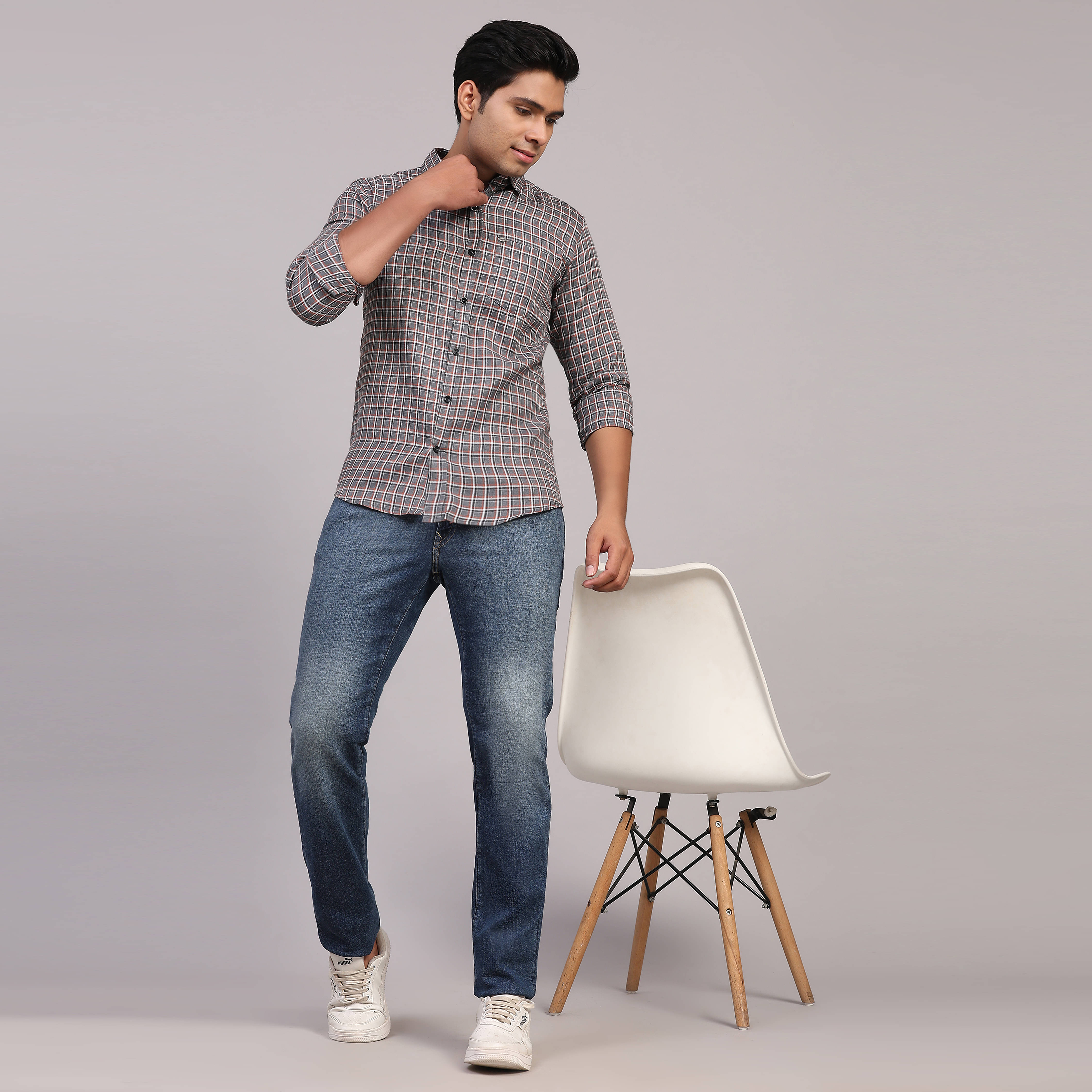     			NOWT Cotton Blend Regular Fit Checks Full Sleeves Men's Casual Shirt - Grey ( Pack of 1 )