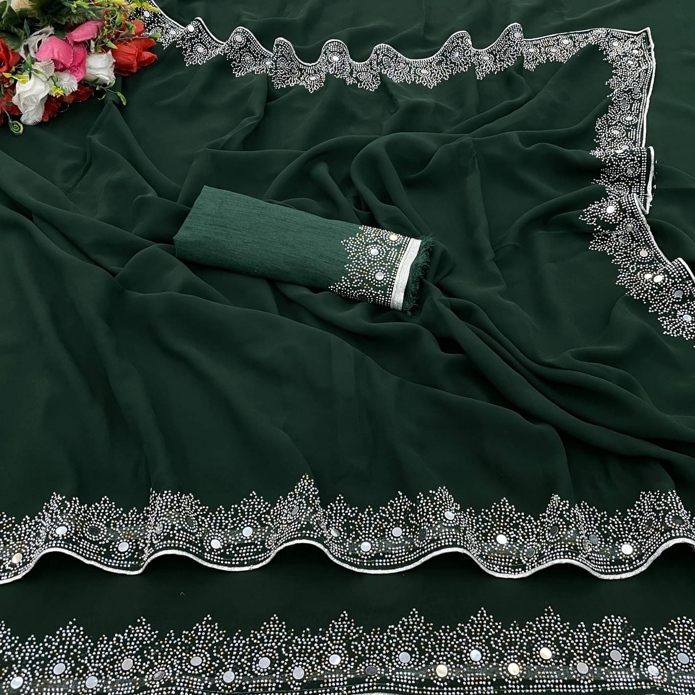     			VEERAIVA Georgette Embroidered Saree With Unstitched Blouse Piece ( Green )