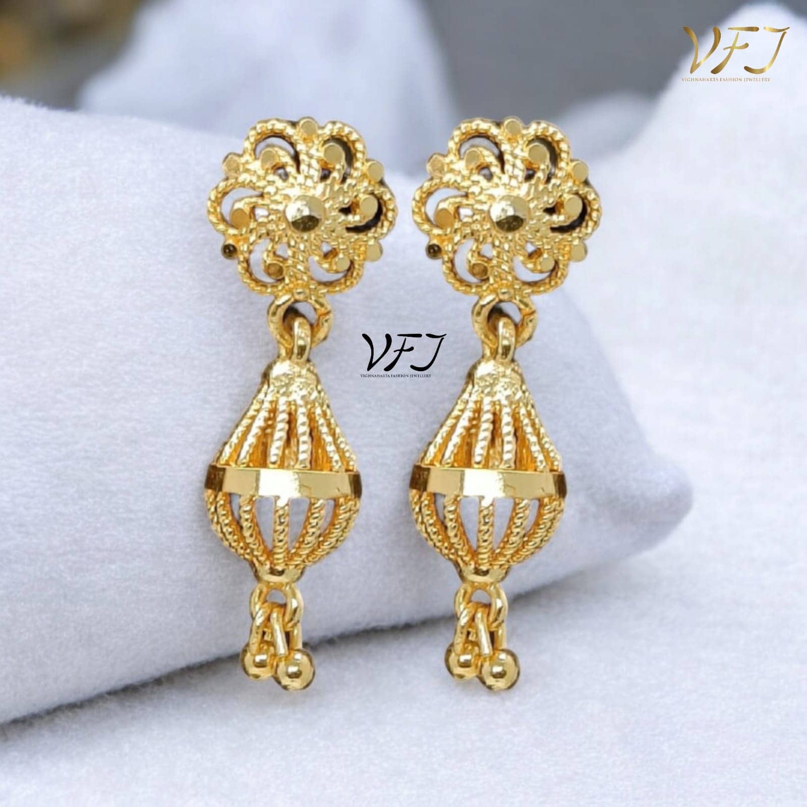 Vighnaharta Gold Jhumki Earrings ( Pack of 1 ) - Earrings | Buy online on ZillyBuy