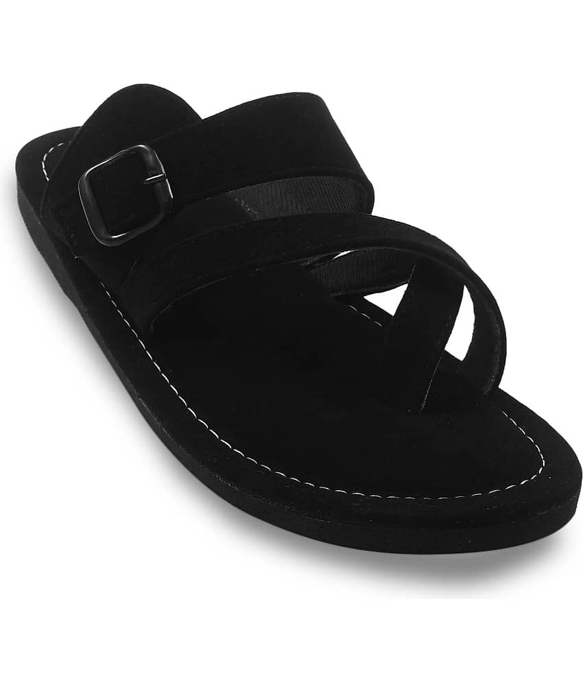 Anjaneya Creations Black Men's Kolhapuris - Ethnic Shoes | Buy online on ZillyBuy
