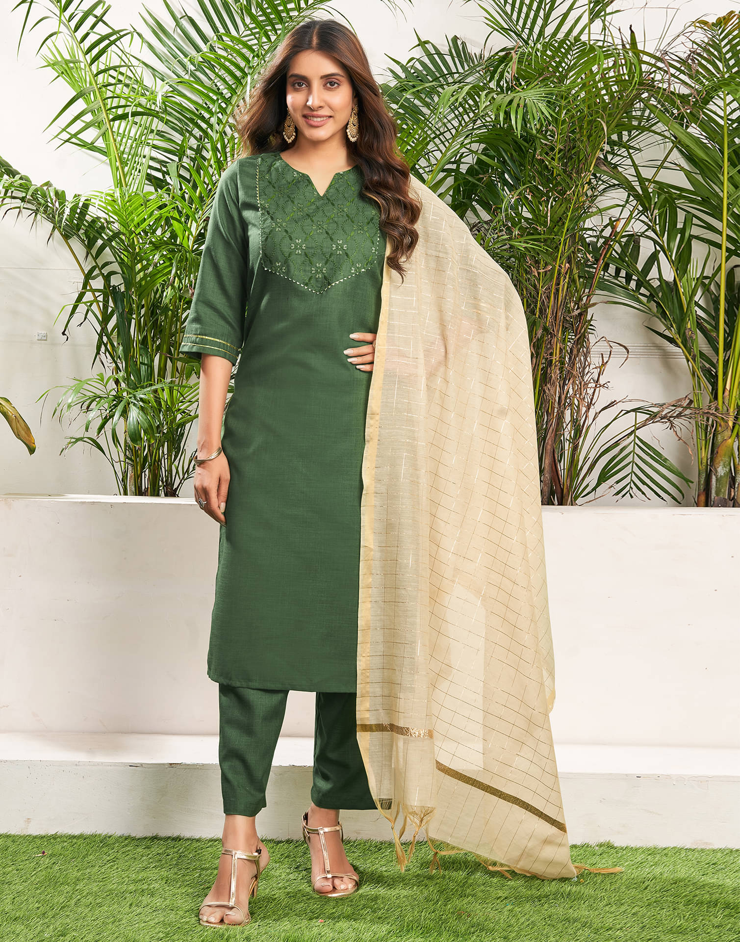 Skylee Cotton Blend Embroidered Kurti With Pants Women's Stitched Salwar Suit - Green ( Pack of 1 ) Skylee Cotton Blend Embroidered Kurti With Pants Women's Stitched Salwar Suit - Green ( Pack of 1 )