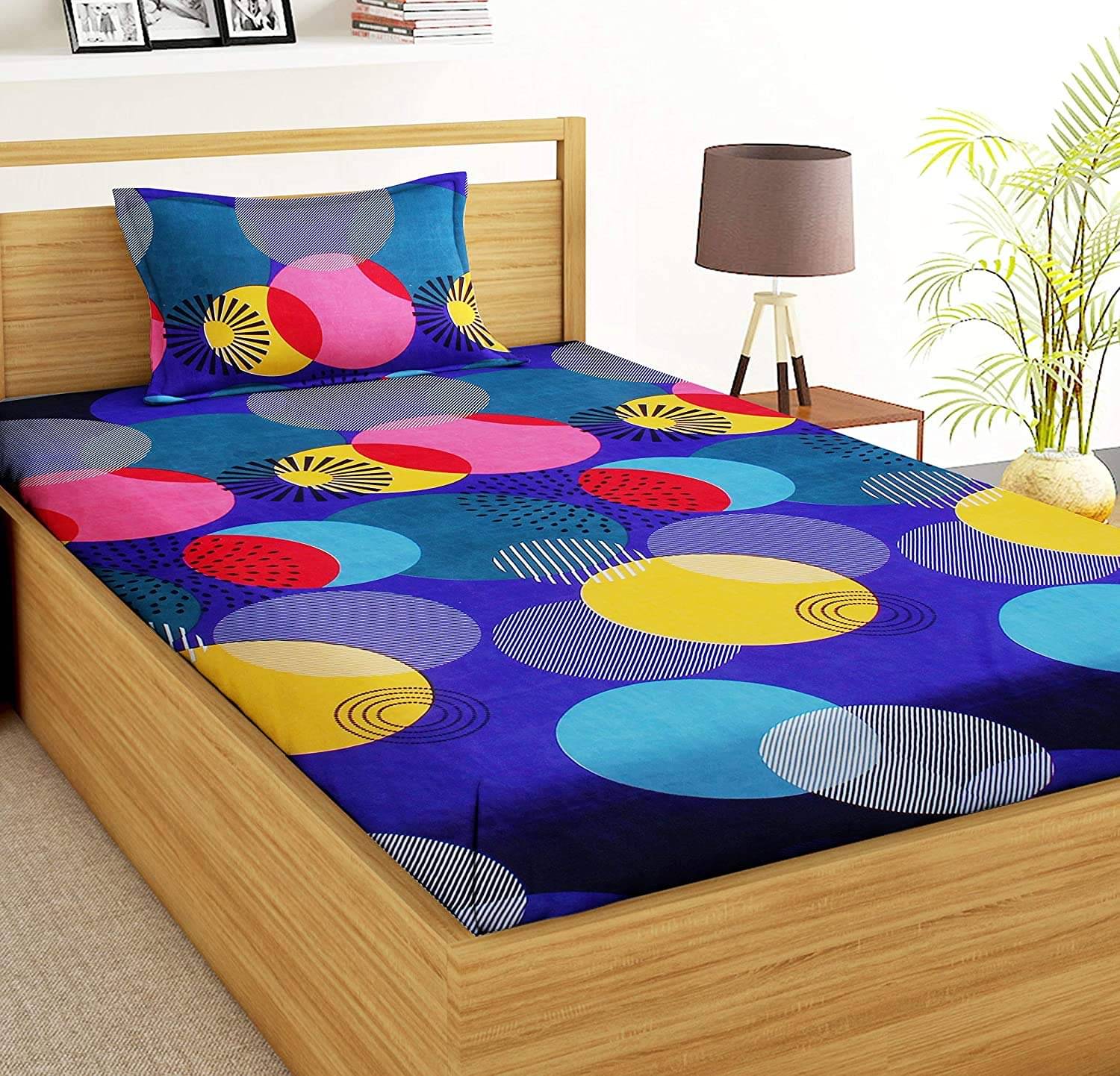     			UrbanArts Microfiber 1 Single Bedsheet with 1 Pillow Cover ( Multicolor )