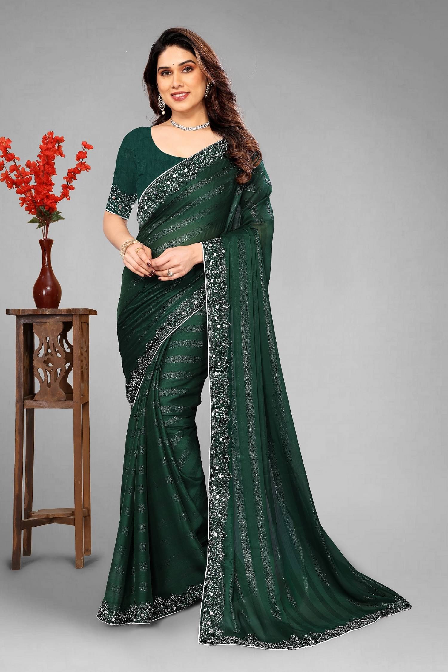 VEERAIVA Chiffon Embellished Saree With Unstitched Blouse Piece ( Green ) VEERAIVA Chiffon Embellished Saree With Unstitched Blouse Piece ( Green )