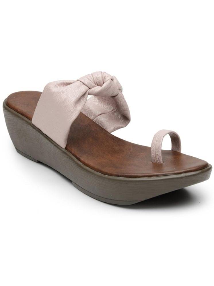     			NATSHUZ Peach Women's Flats