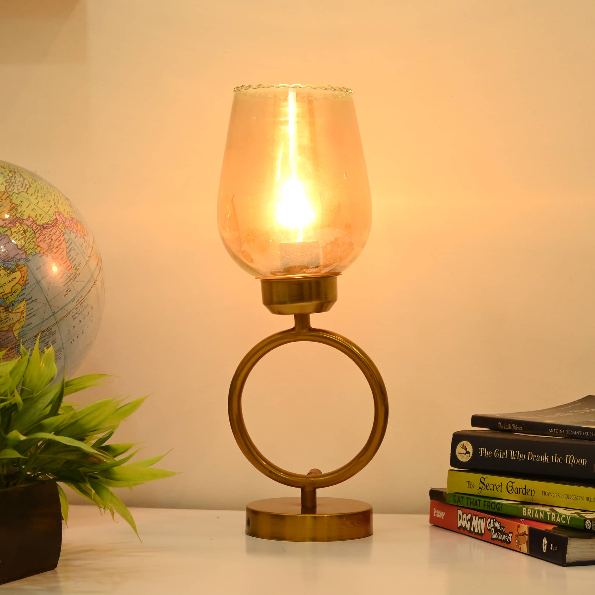     			1st Time Gold Decorative Table Lamp ( Pack of 1 )