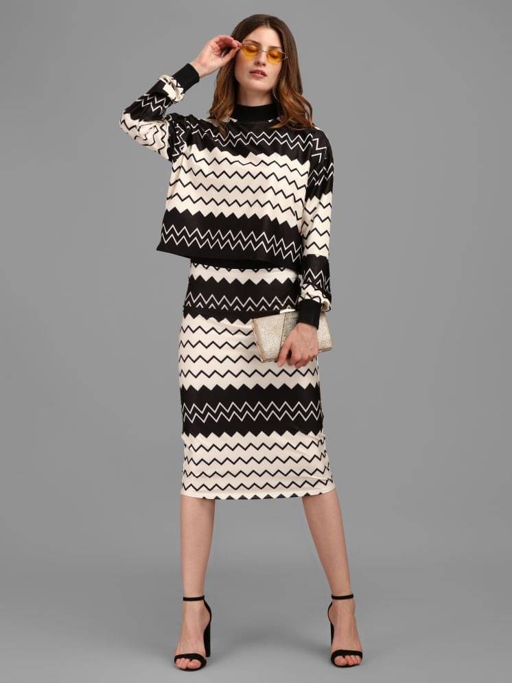     			PURVAJA Women Printed Top With Skirt Co-Ord Set ( Beige )