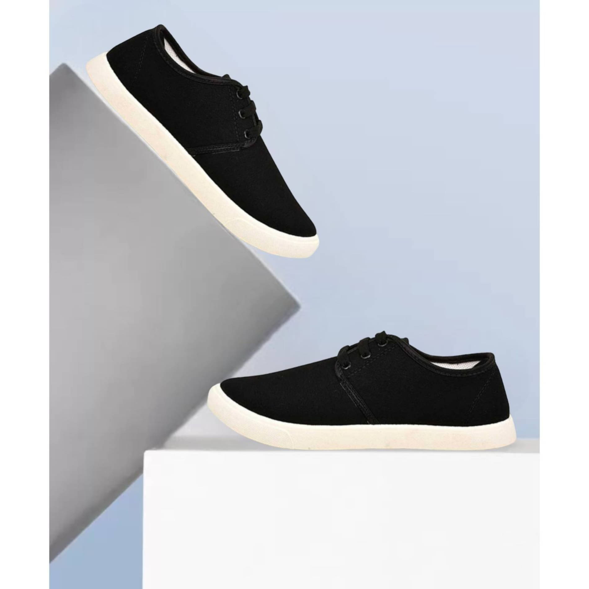     			hotstyle BG Black Men's Sneakers