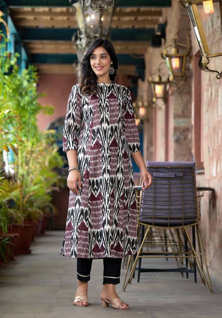     			Juniper Rayon Printed Flared Women's Kurti - Multicolor ( Pack of 1 )