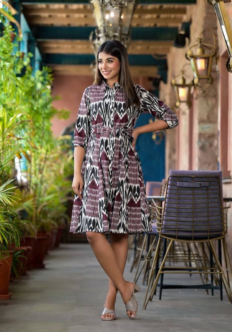     			Juniper Women Rayon Printed Fit & Flare Dress ( Multi Color )