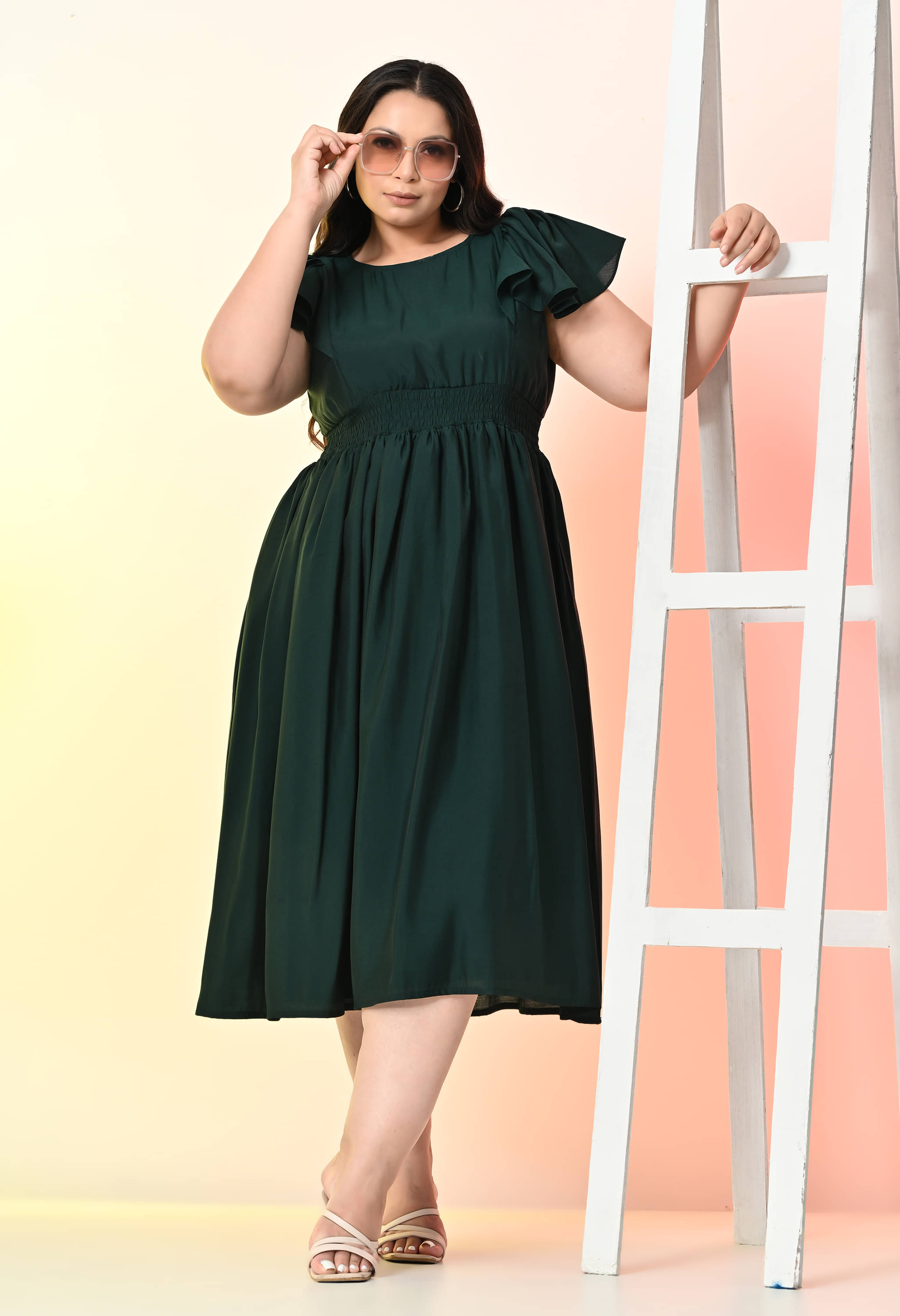     			PrettyPlus by Desinoor.com Women Silk Solid Fit & Flare Dress ( Green )