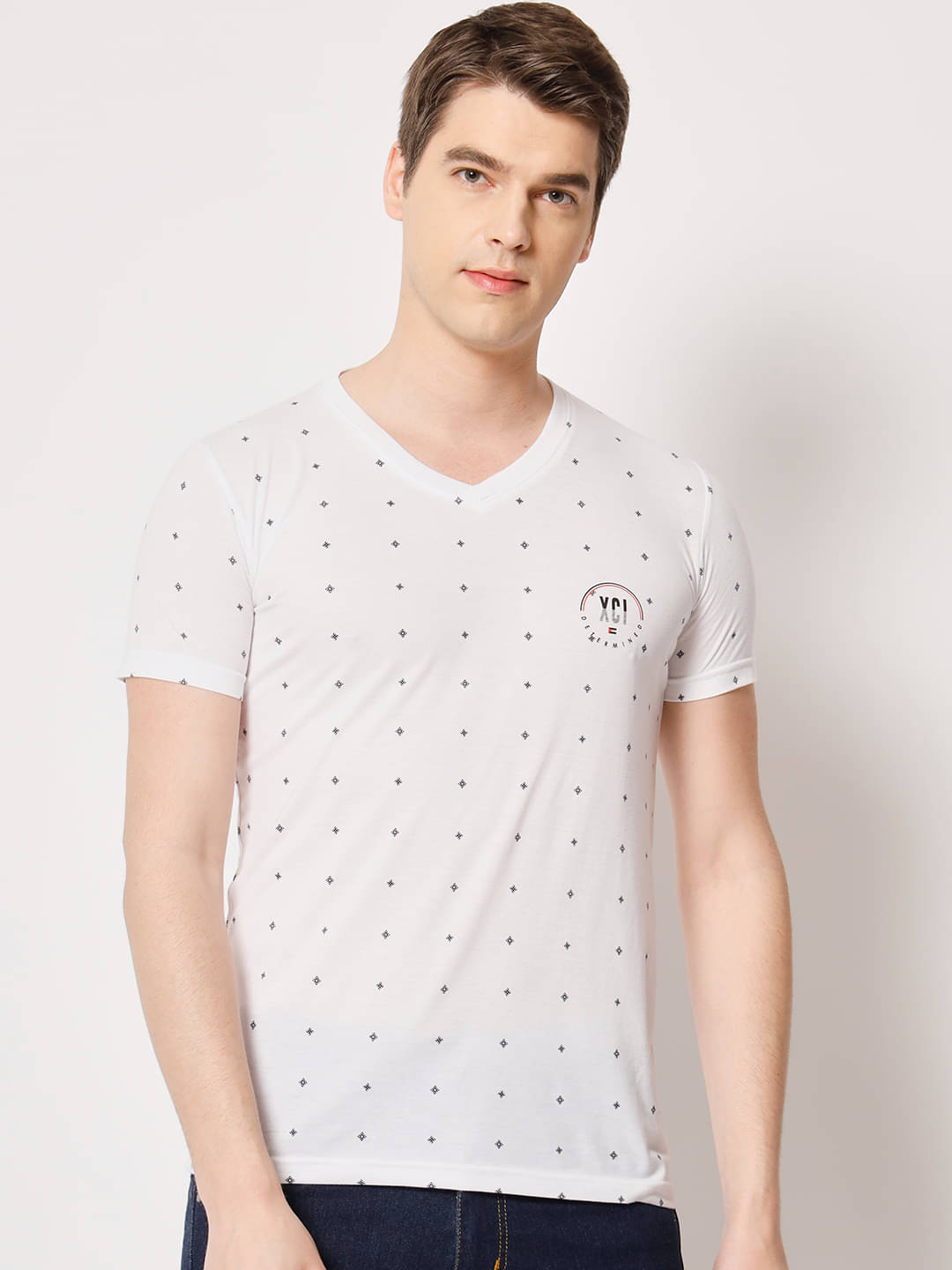 TAB91 Pack of 1 Cotton Blend Regular Fit Men's T-Shirt ( White ) TAB91 Pack of 1 Cotton Blend Regular Fit Men's T-Shirt ( White )