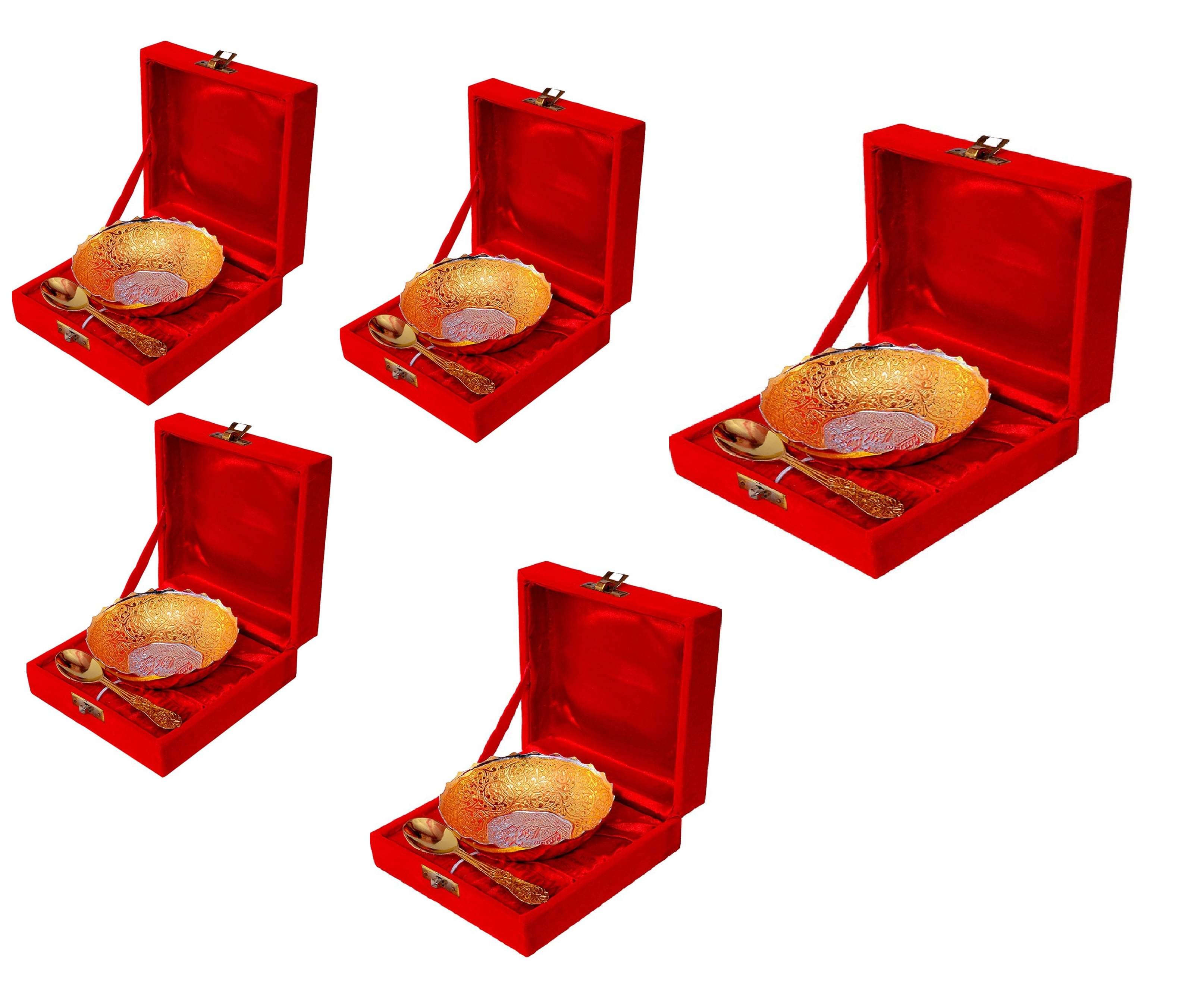     			Urban Hamlet Gold Aluminium Gold Plated Gift Item