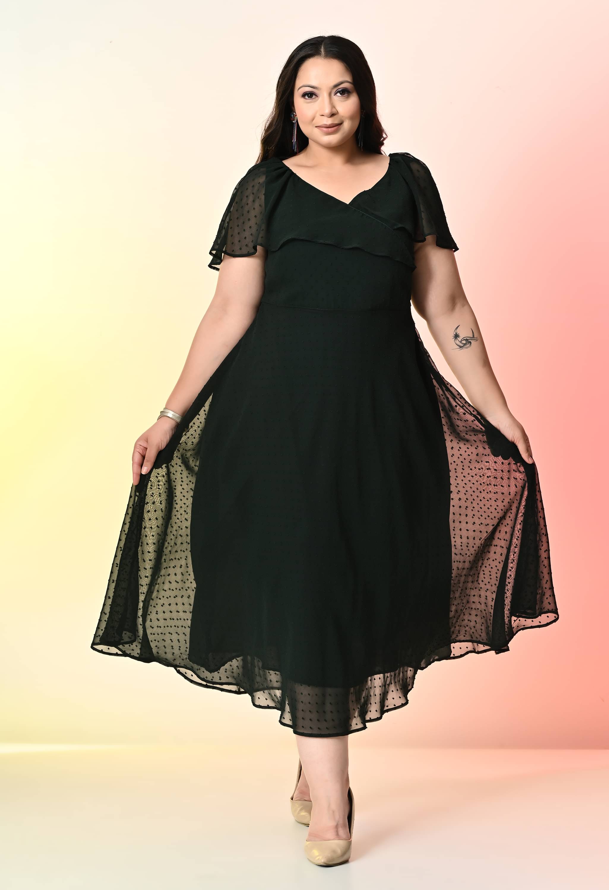PrettyPlus by Desinoor.com Georgette Self Design Midi Women's Fit & Flare Dress - Green ( Pack of 1 ) PrettyPlus by Desinoor.com Georgette Self Design Midi Women's Fit & Flare Dress - Green ( Pack of 1 )