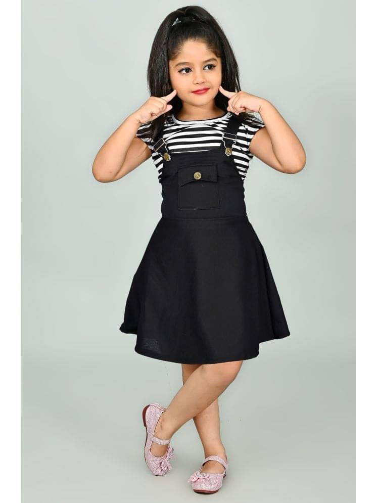     			JCT DRESSES Girls Cotton Blend Dungarees For ( Pack of 1 , Black )