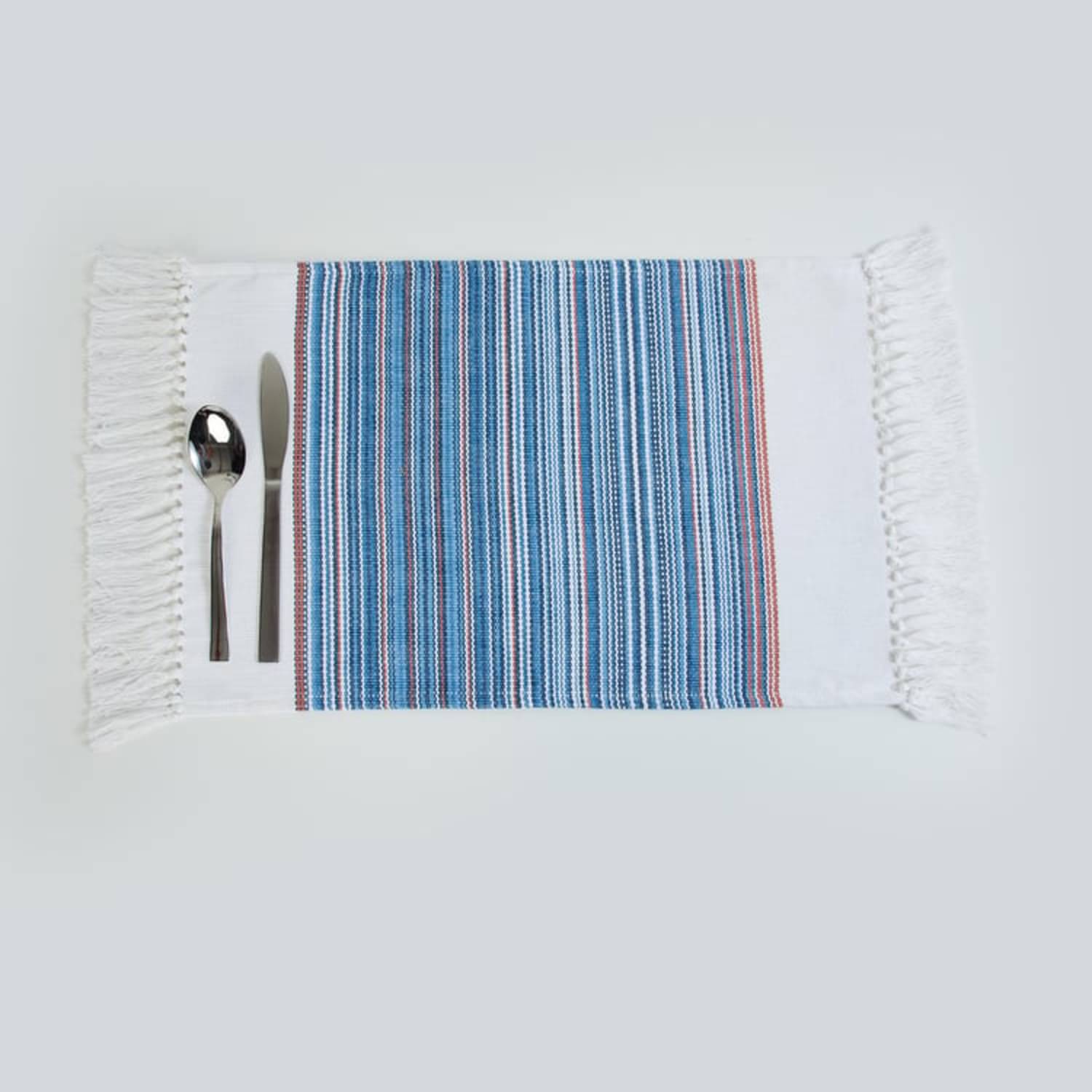 BBM Cotton Textured Rectangle Table Mats ( 48 cm x 33 cm ) Pack of 4 - Blue BBM Cotton Textured Rectangle Table Mats ( 48 cm x 33 cm ) Pack of 4 - Blue