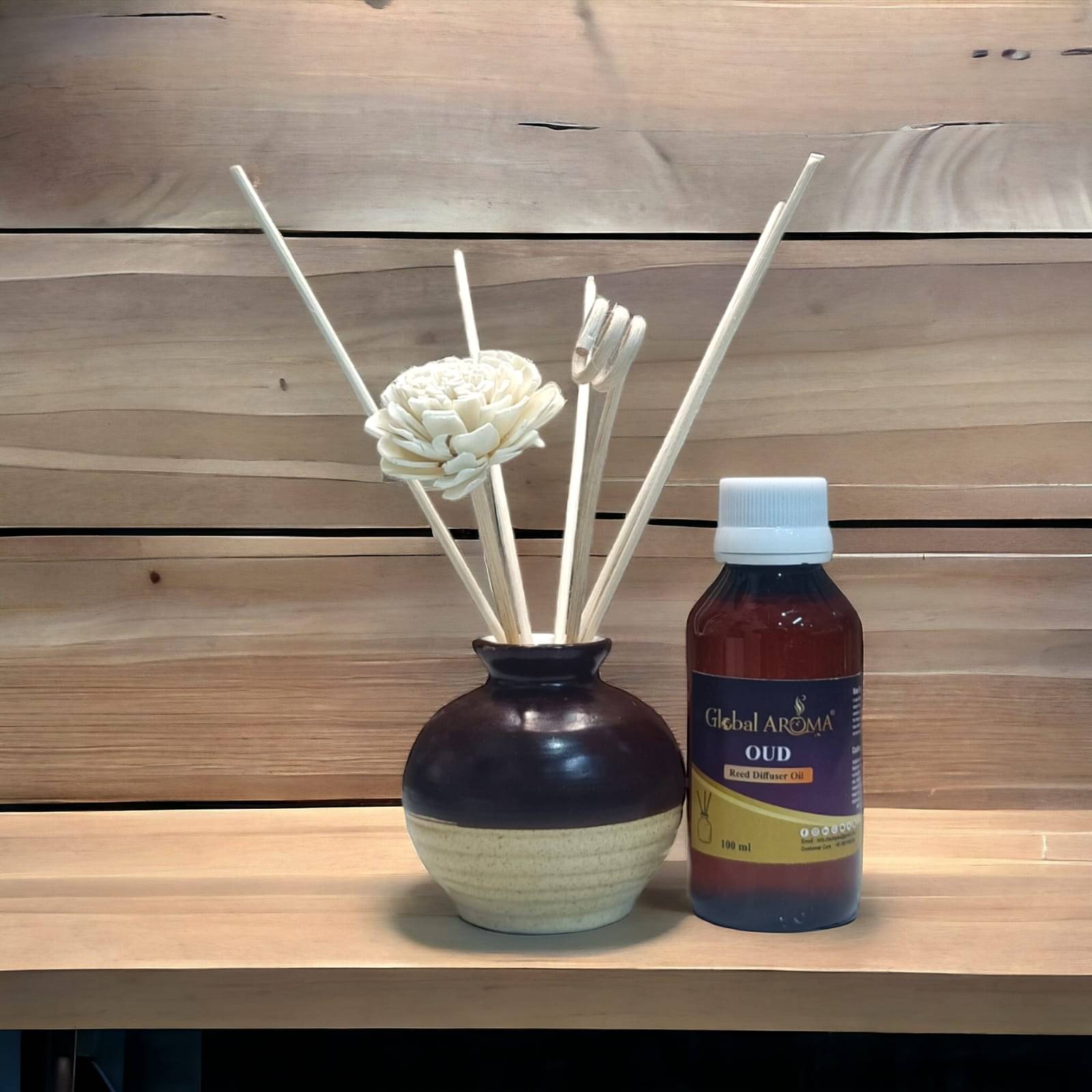     			GLOBAL AROMA Oud Fragrance Ceramic Pot Reed Diffusers Set 100ML