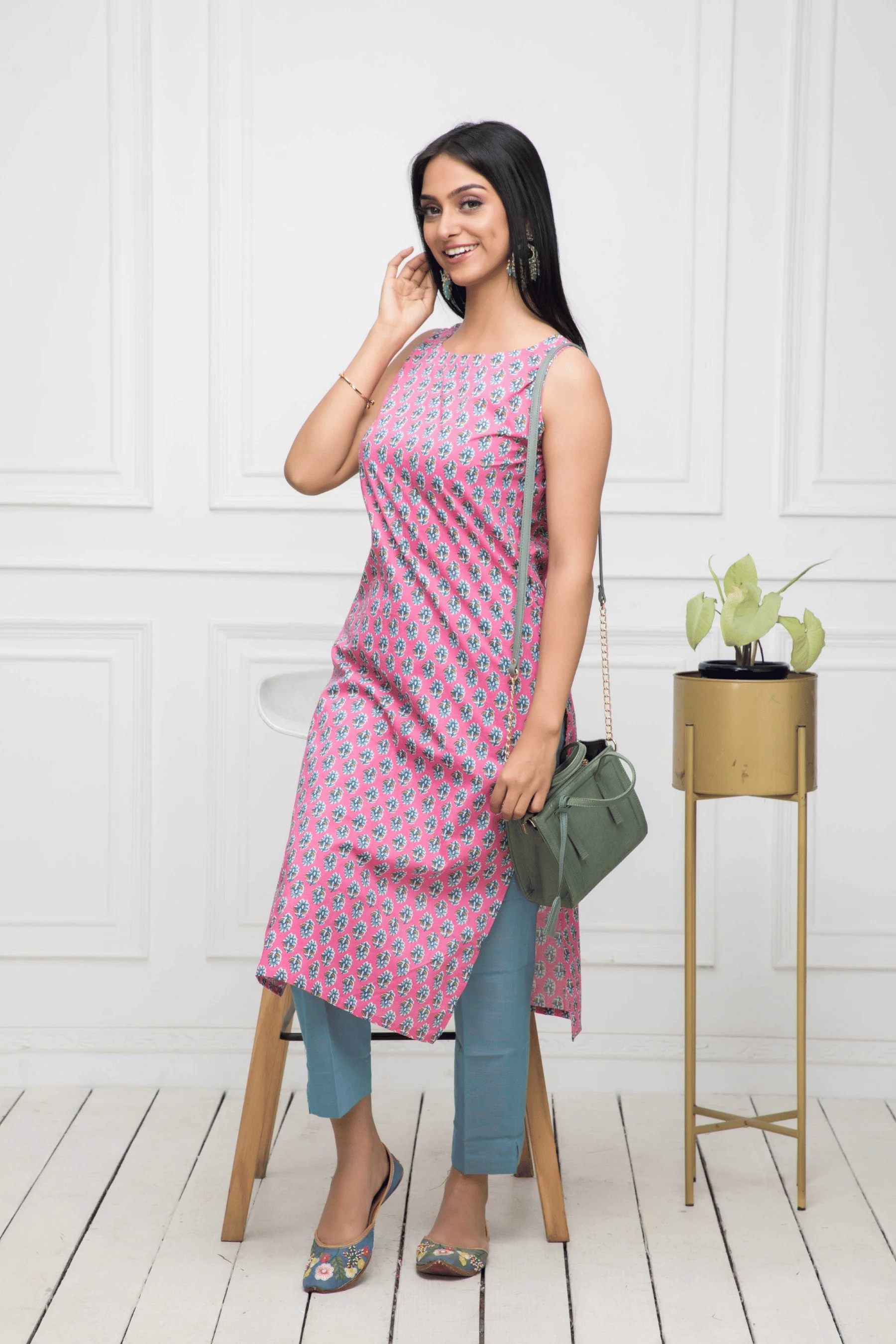 Shivaradhya designers Cotton Printed Straight Women's Kurti - Pink ( Pack of 1 ) - Kurtis, Tunics | Buy online on ZillyBuy