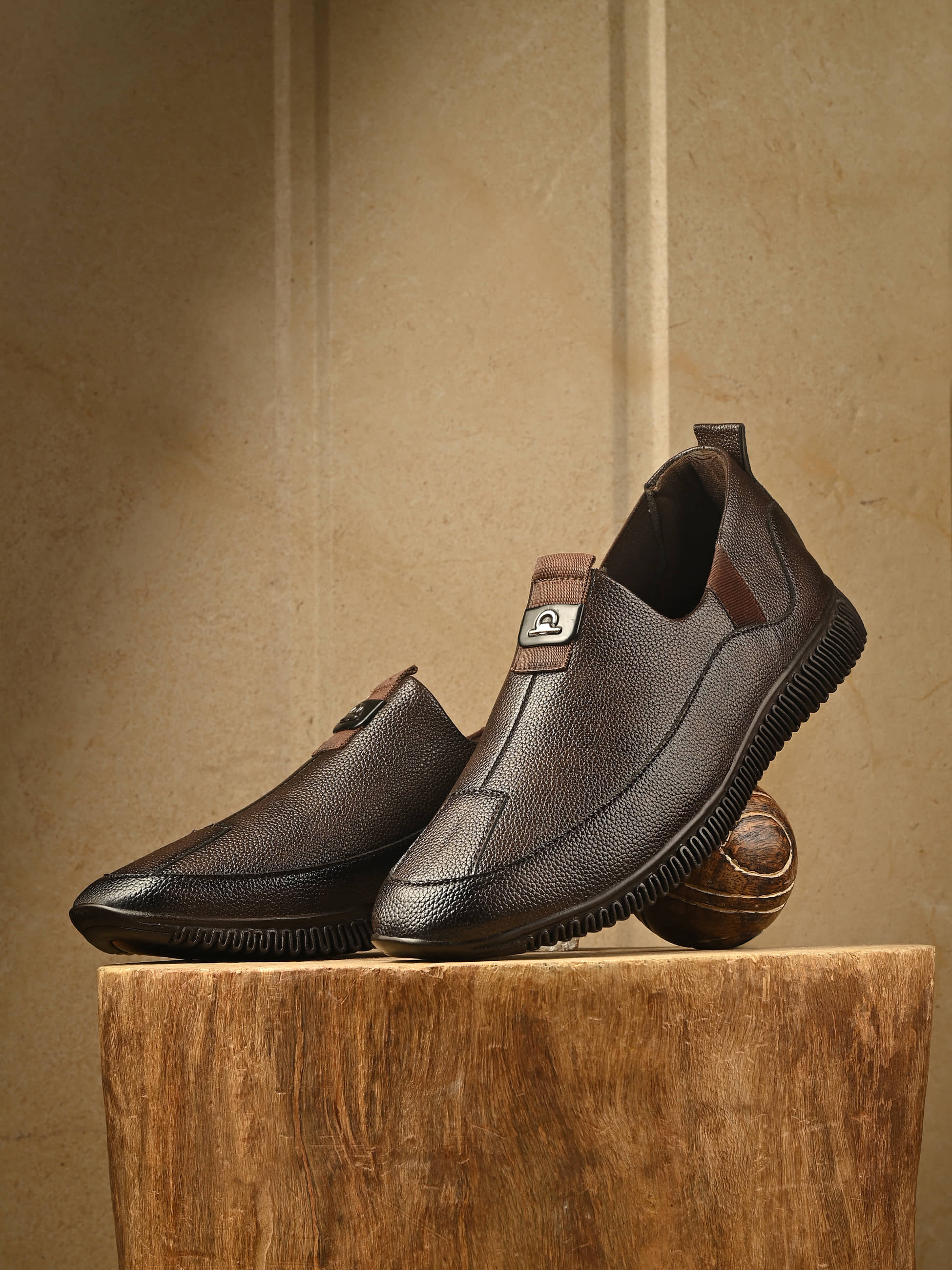 server Casual shoe for Men Tan Men's Outdoor Shoes - Casual Shoes | Buy online on ZillyBuy