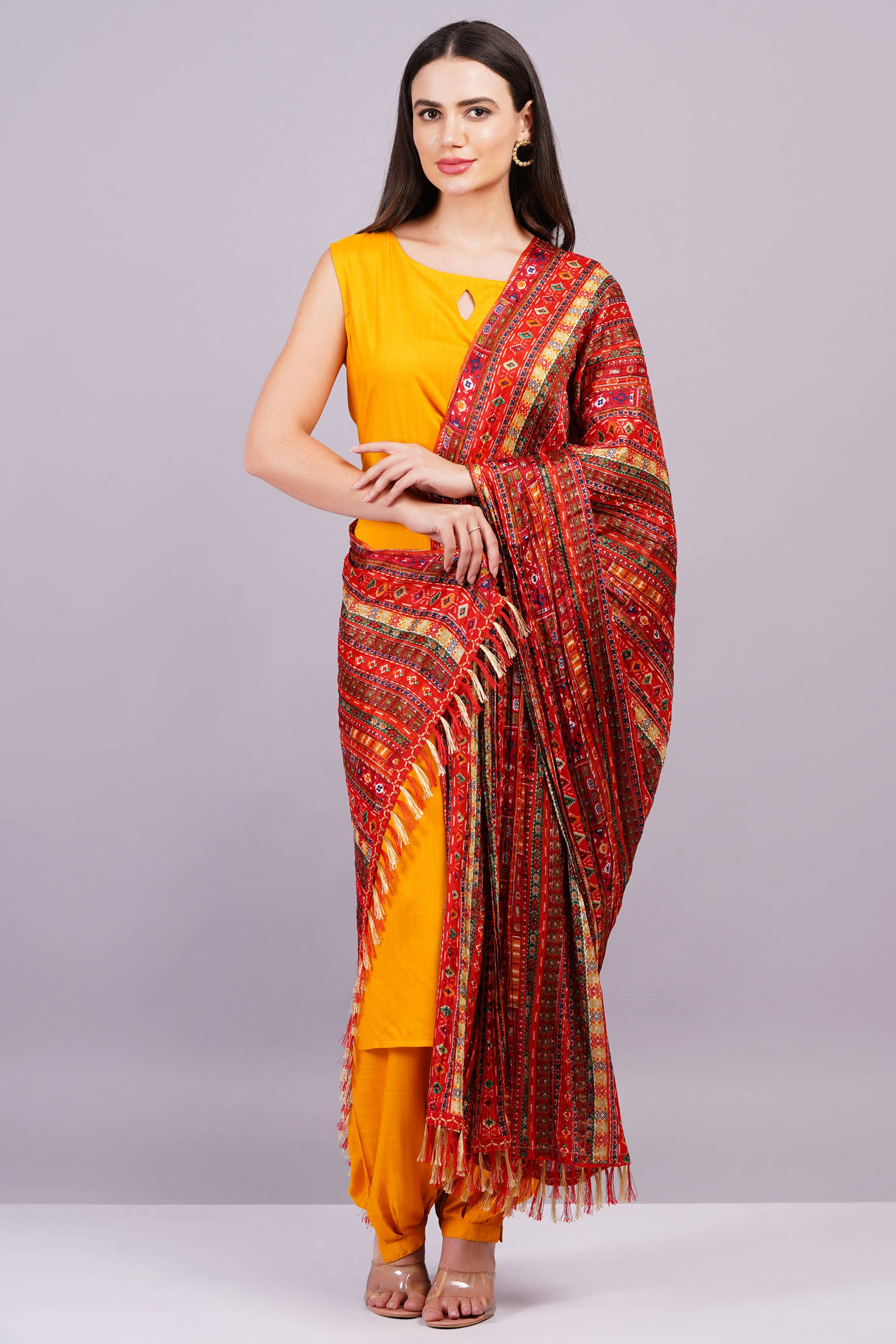     			JC4U Women Rayon Solid Straight Kurti With Patiala Salwar ( Yellow )