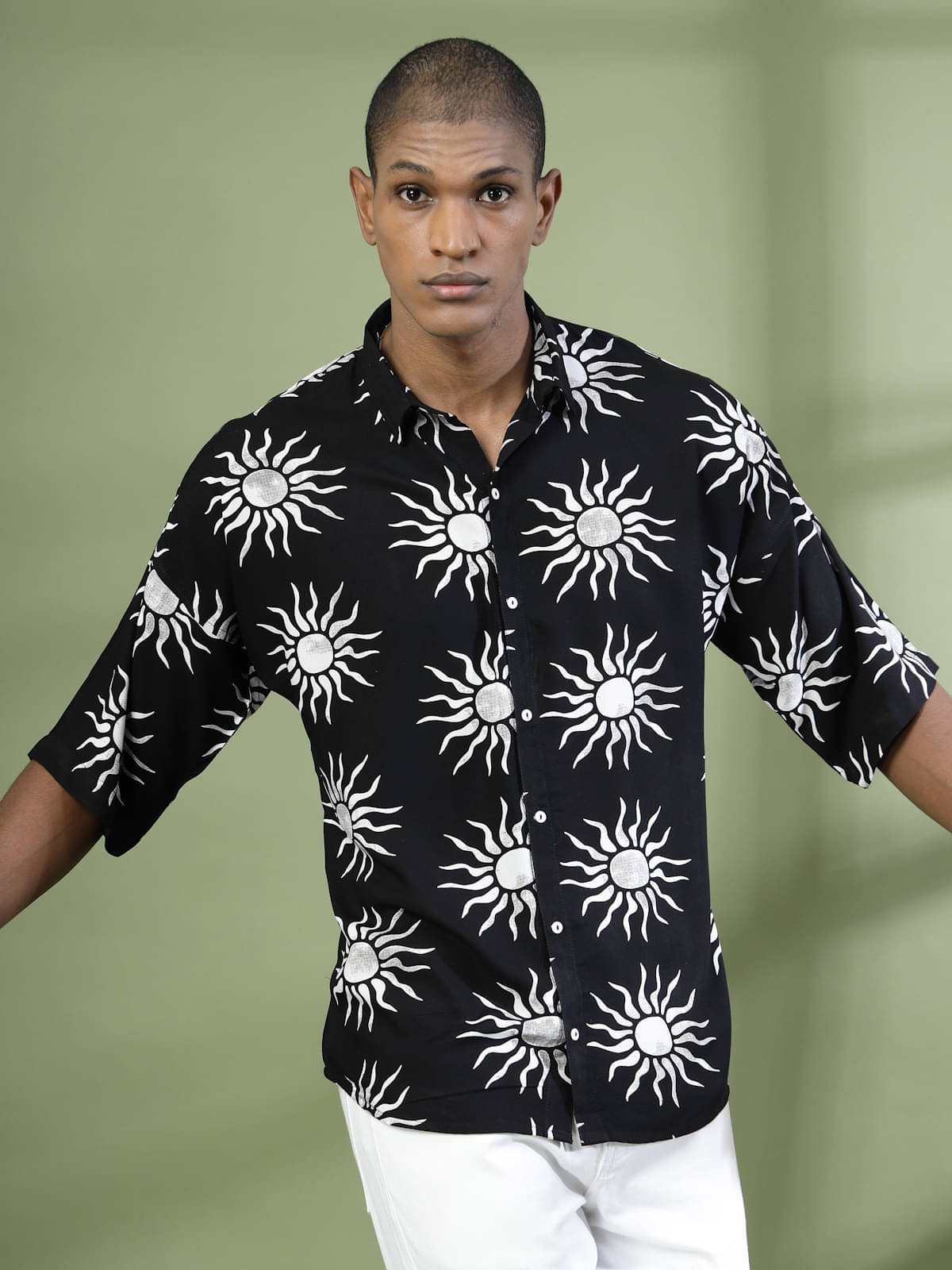     			Rigo Rayon Oversized Fit Printed Half Sleeves Men's Casual Shirt - Black ( Pack of 1 )