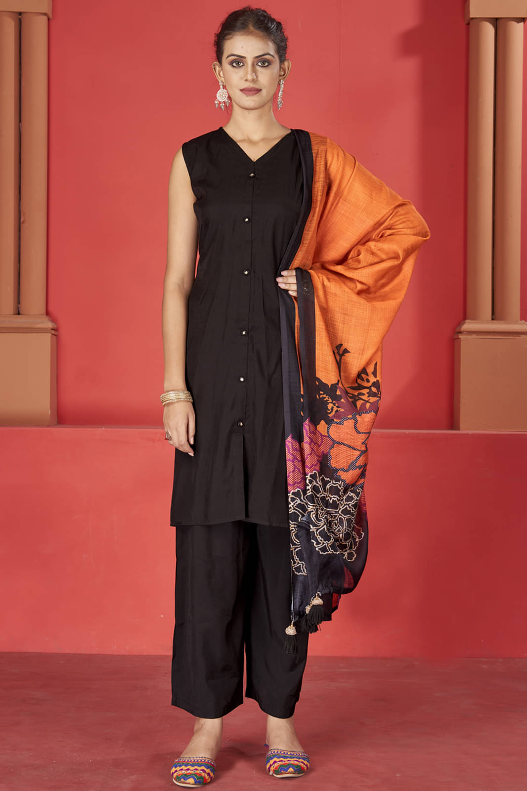     			Style Samsara Cotton Silk Solid Kurti With Pants Women's Stitched Salwar Suit - Black ( Pack of 1 )