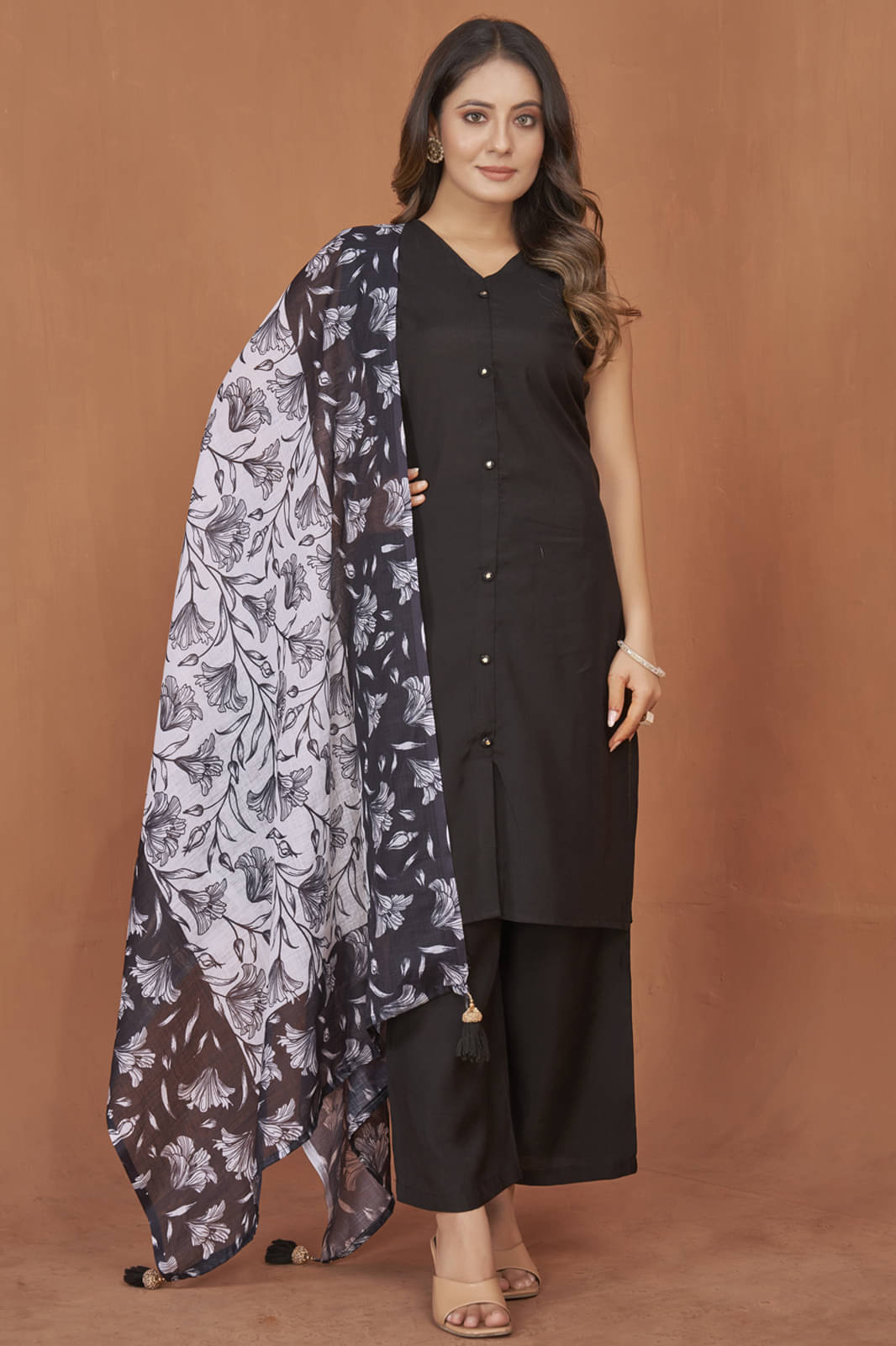 Style Samsara Cotton Silk Solid Kurti With Pants Women's Stitched Salwar Suit - Black ( Pack of 1 )     			Style Samsara Cotton Silk Solid Kurti With Pants Women's Stitched Salwar Suit - Black ( Pack of 1 )
