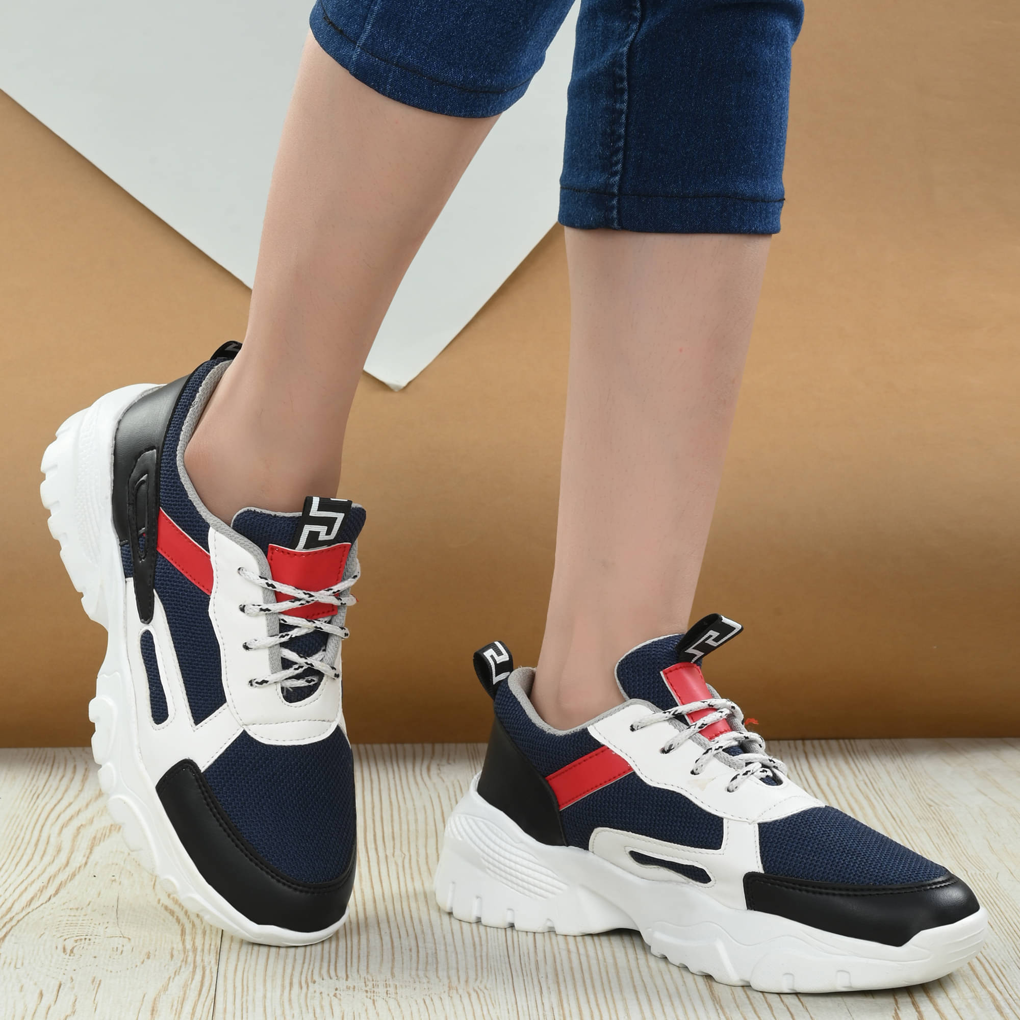     			Magnolia Blue Women's Sneakers
